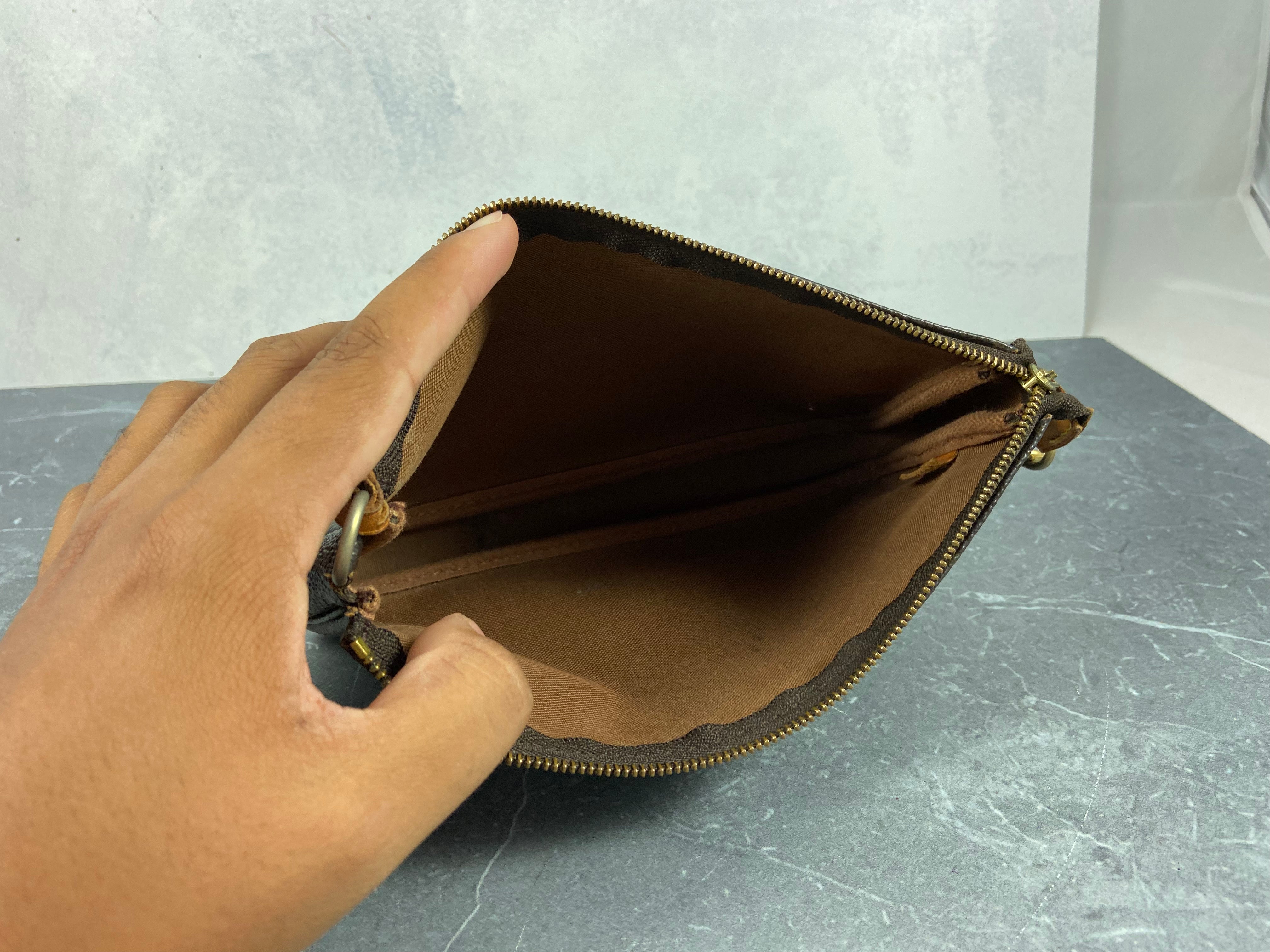 Louis Vuitton Pochette Accessoires Monogram Canvas