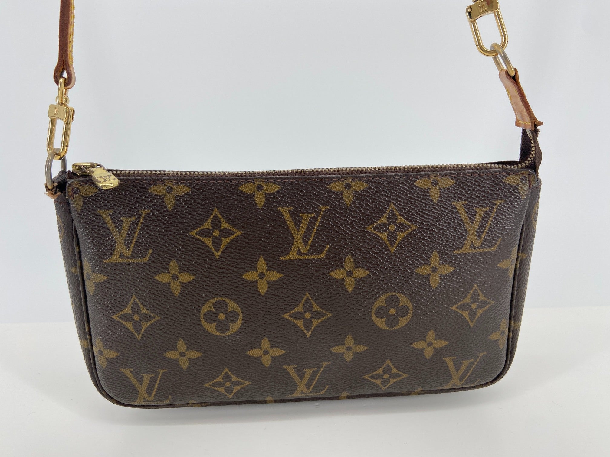 Louis Vuitton Pochette Accessoires Monogram Canvas