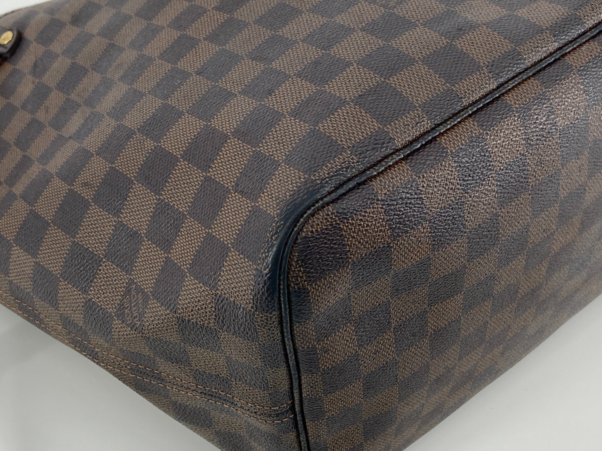 Louis Vuitton Neverfull GM Damier Ebene Canvas