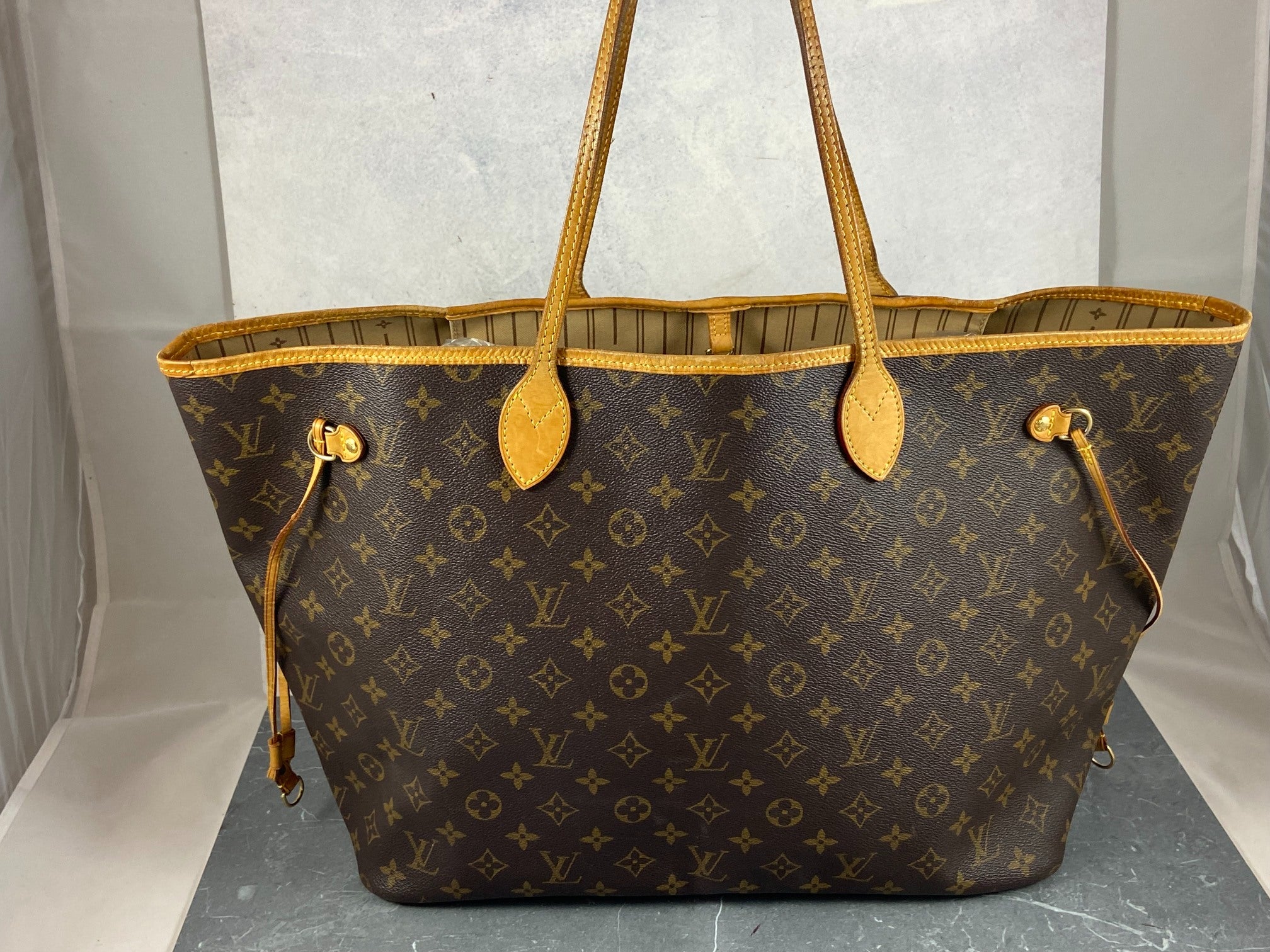 Louis Vuitton Neverfull GM Monogram Canvas