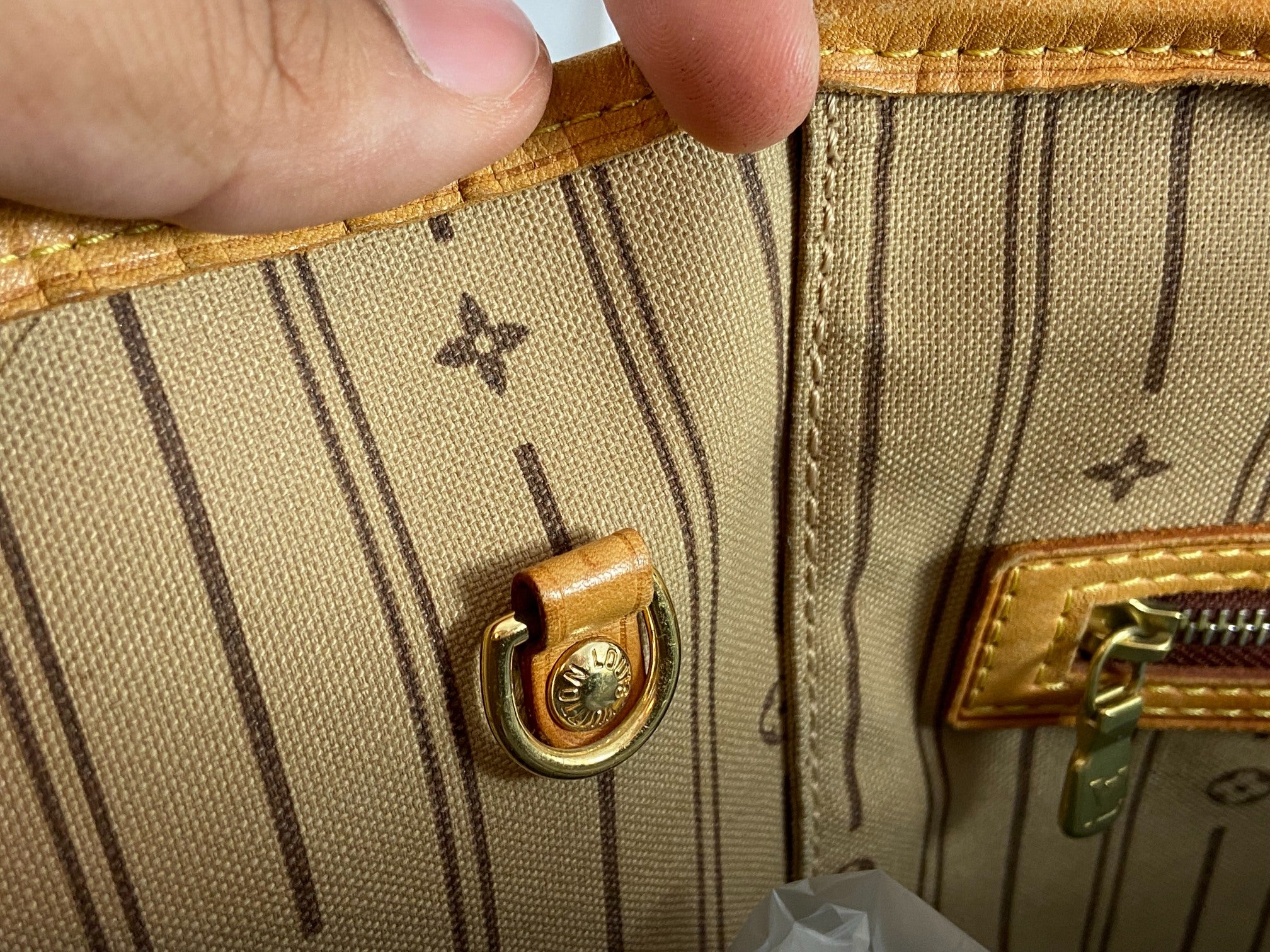 Louis Vuitton Neverfull GM Monogram Canvas