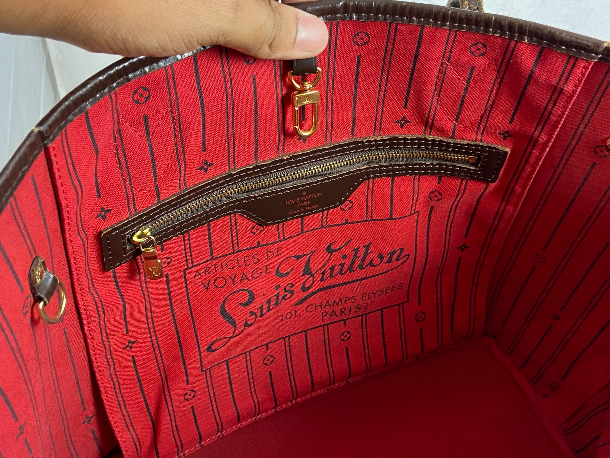 Louis Vuitton Neverfull MM Damier Ebene Canvas