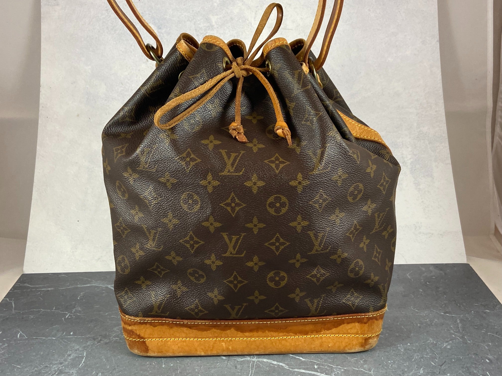 Louis Vuitton Sac Noé Grand Monogram Canvas
