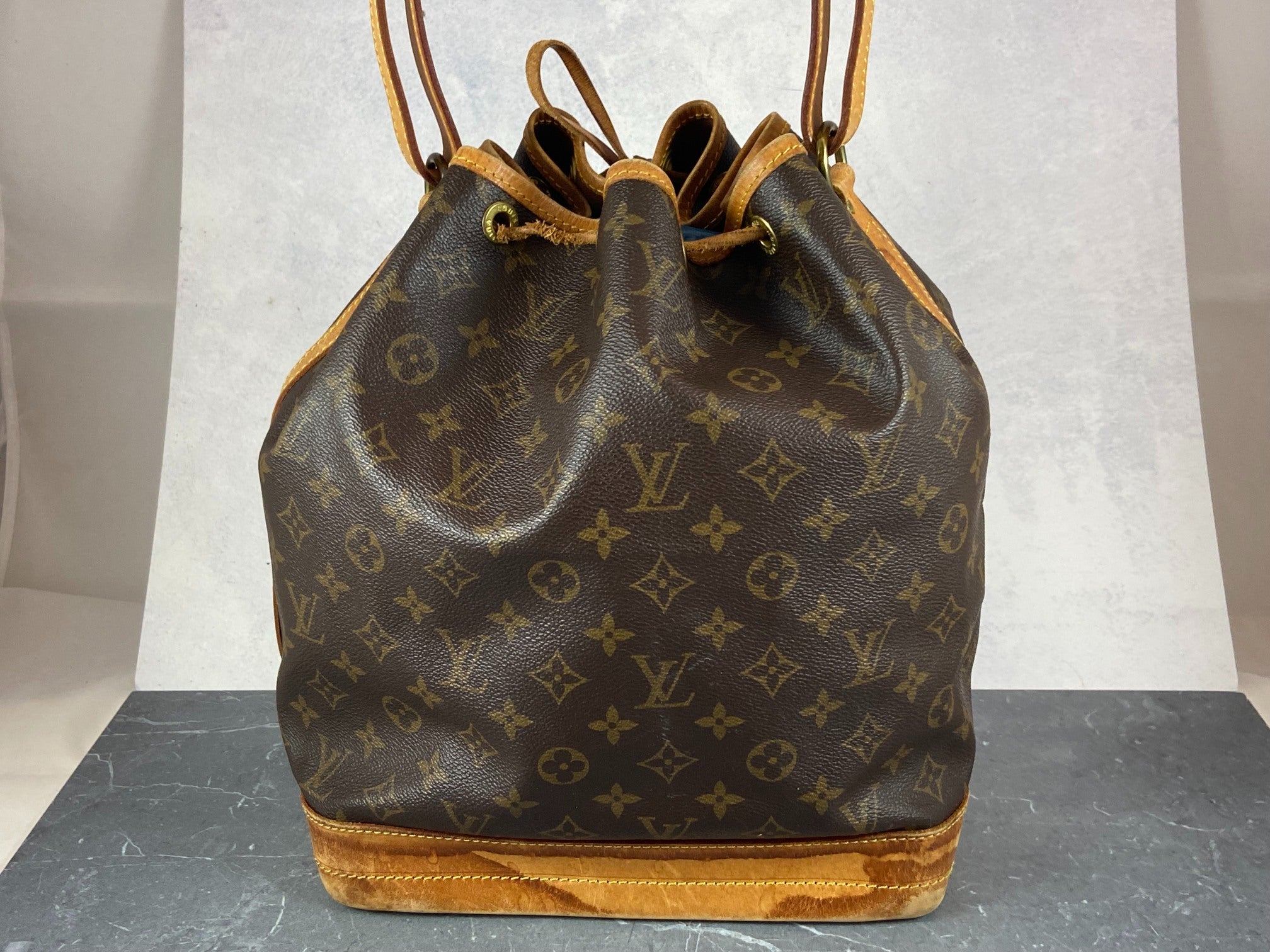 Louis Vuitton Sac Noé Grand Monogram Canvas
