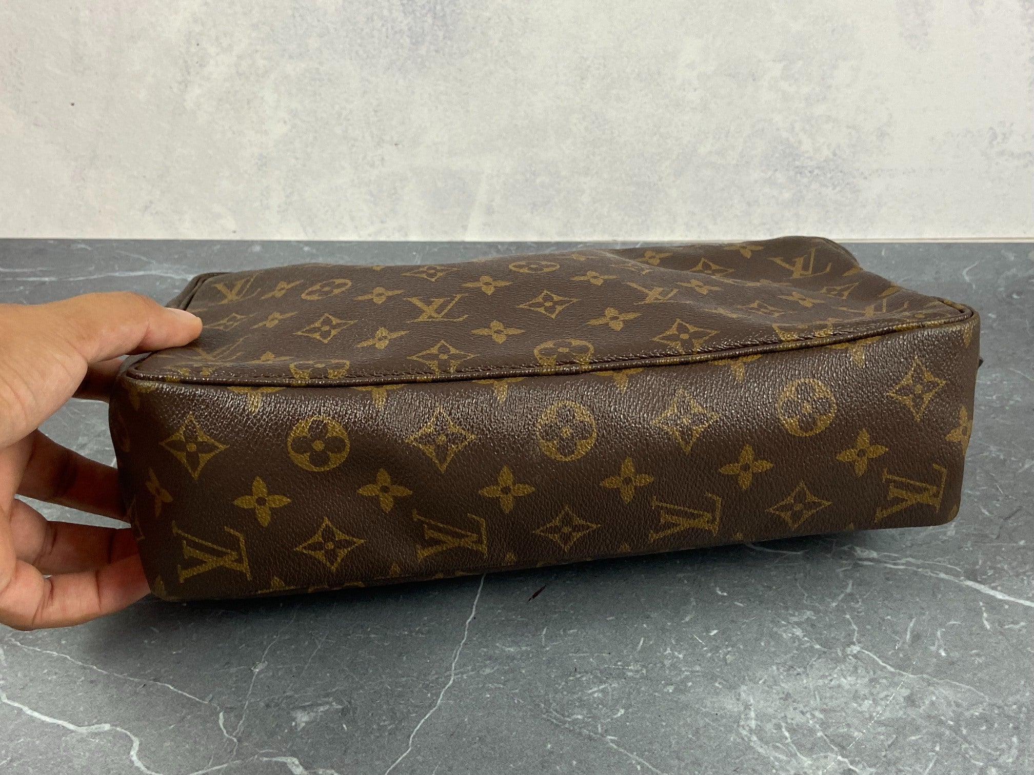 Louis Vuitton Trousse Toilette 28 Monogram Canvas