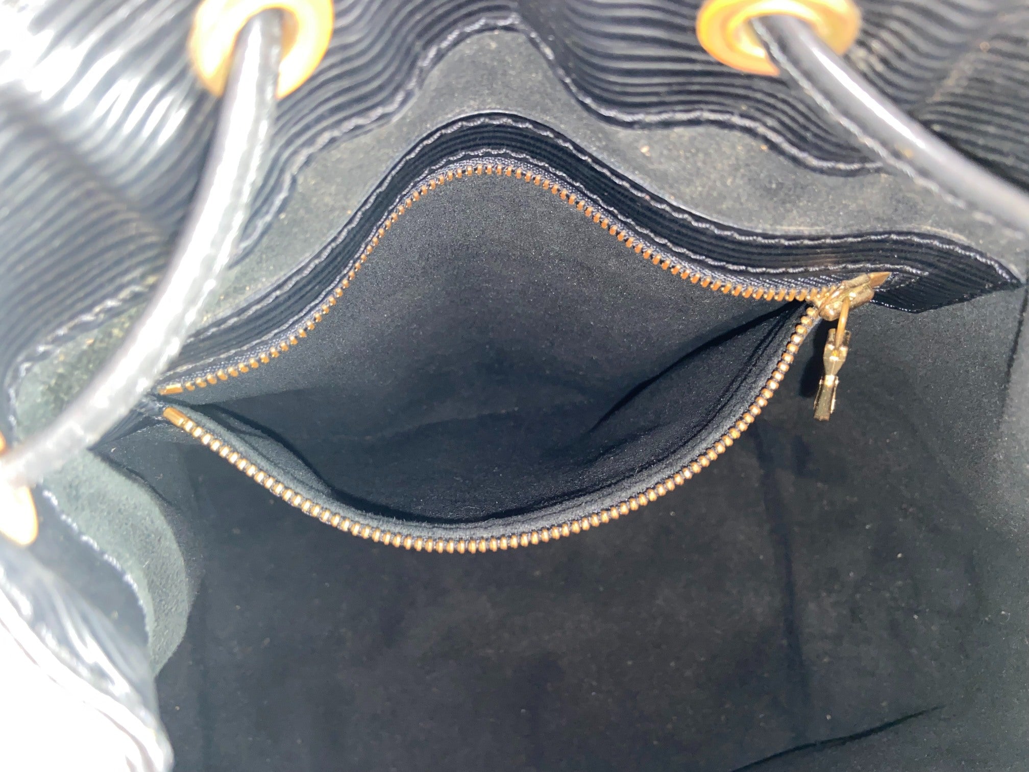 Louis Vuitton Sac Noé Petit Black Epi Leather