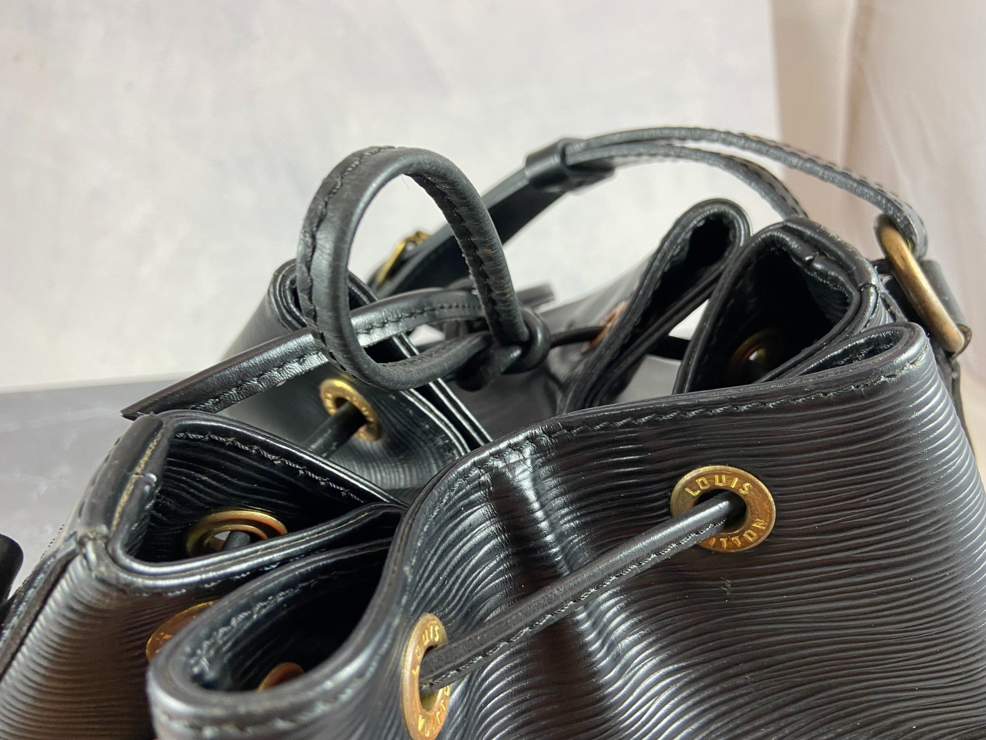 Louis Vuitton Sac Noé Petit Black Epi Leather