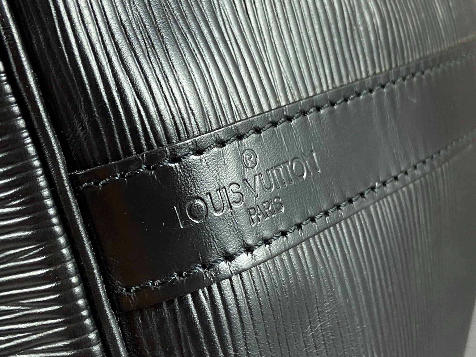 Louis Vuitton Sac Noé Petit Black Epi Leather