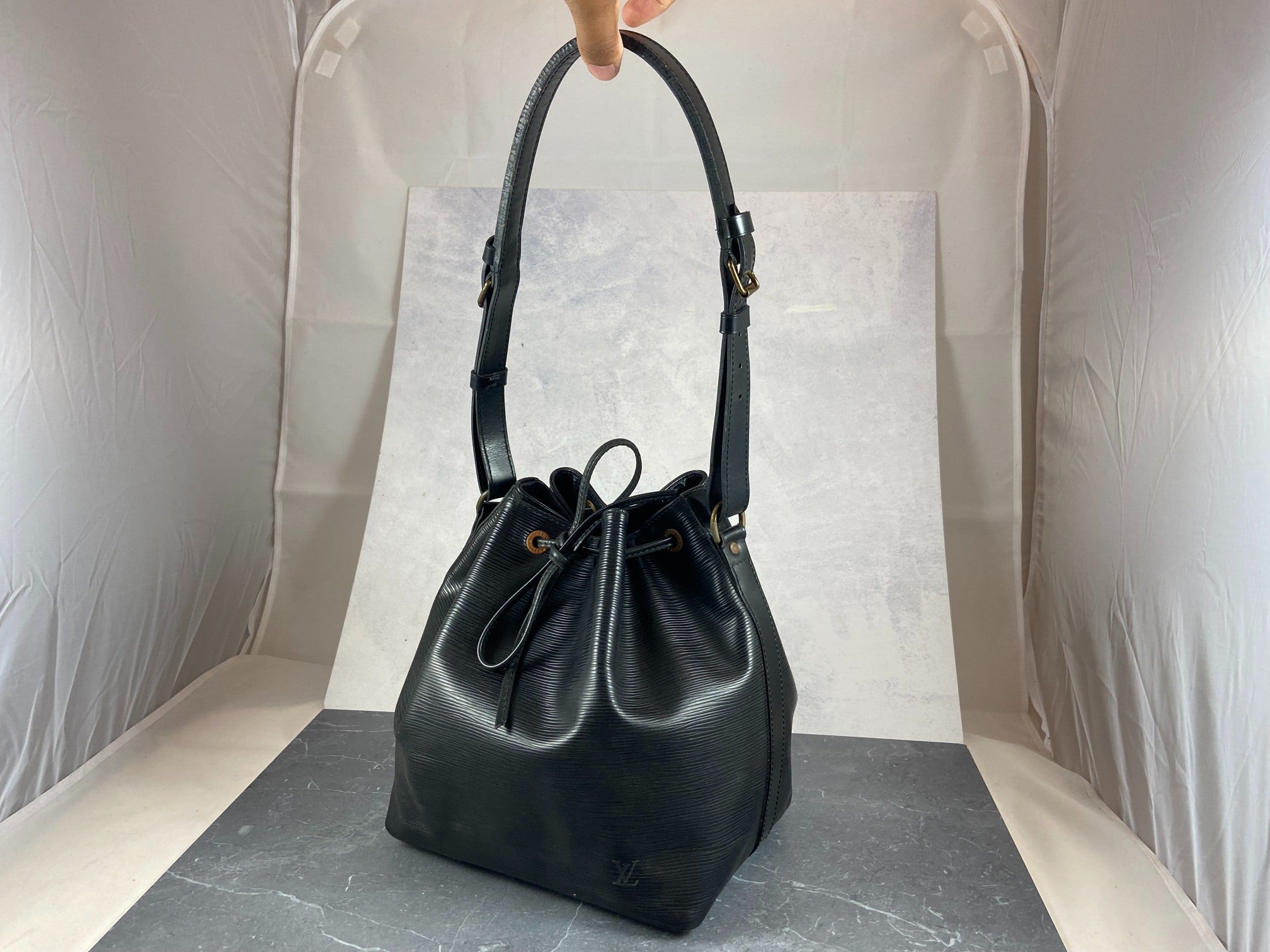 Louis Vuitton Sac Noé Petit Black Epi Leather
