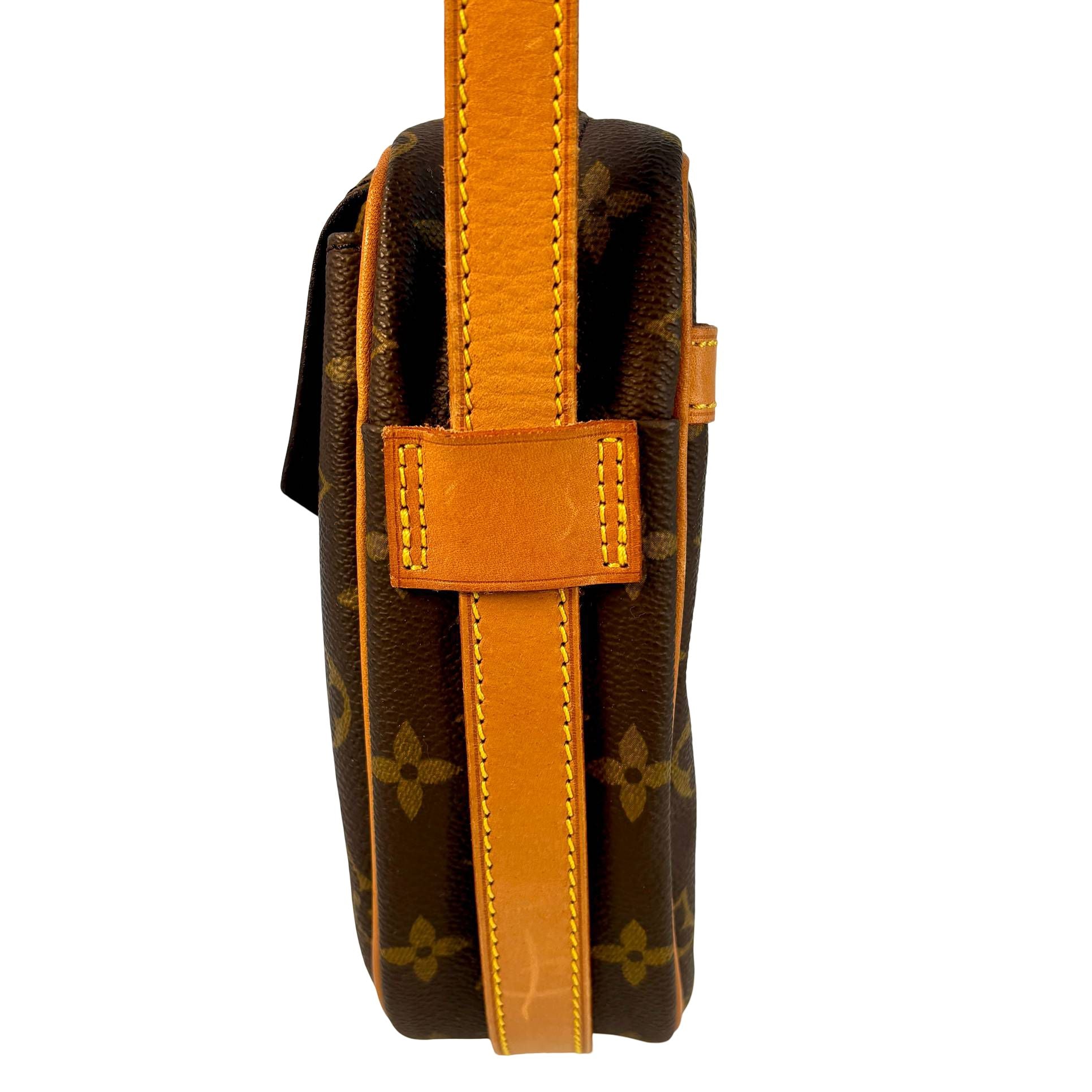 Louis Vuitton Jeune Fille GM Braun Monogram Canvas