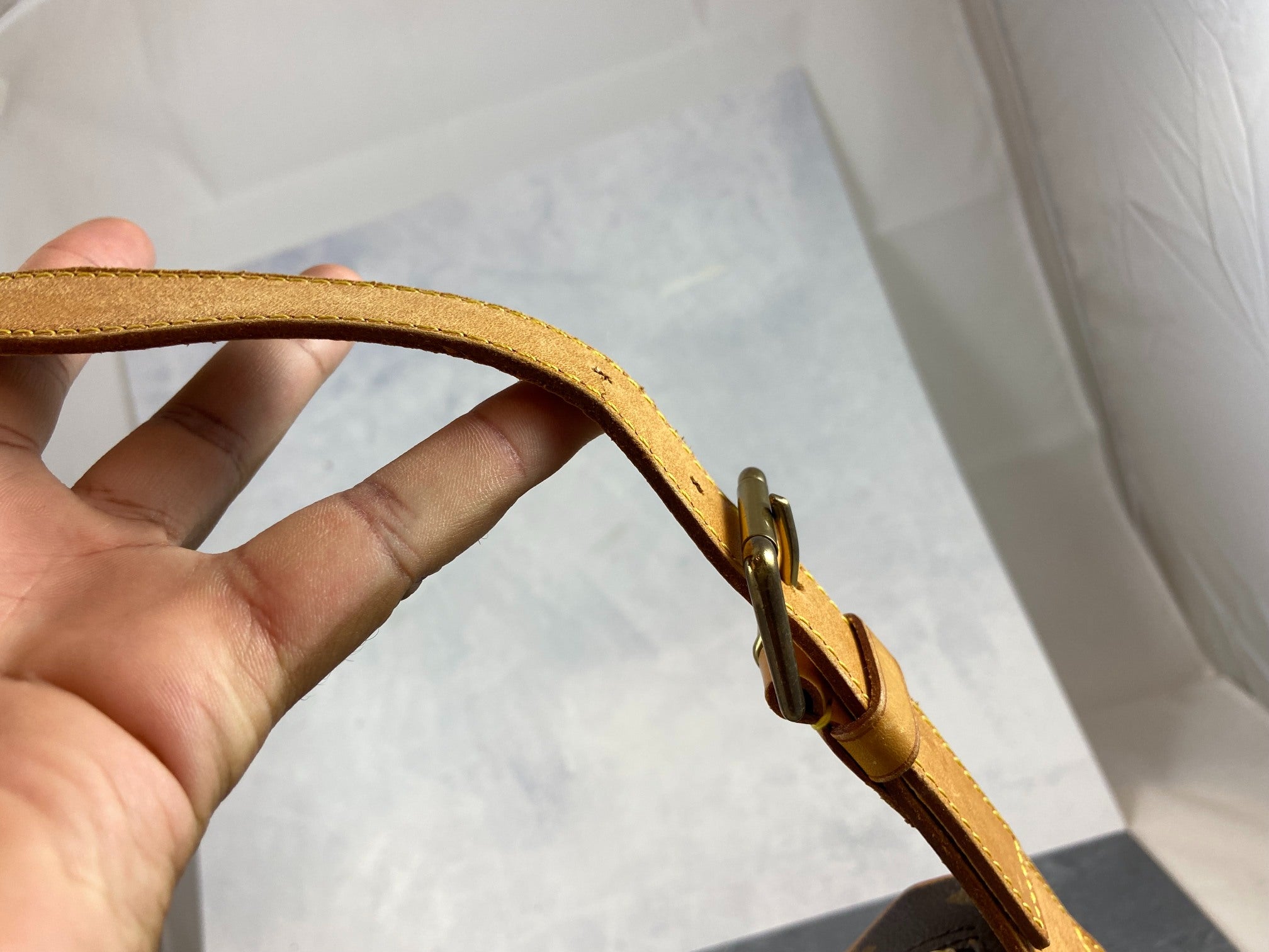 Louis Vuitton Croissant MM Hobo Bag Monogram Canvas