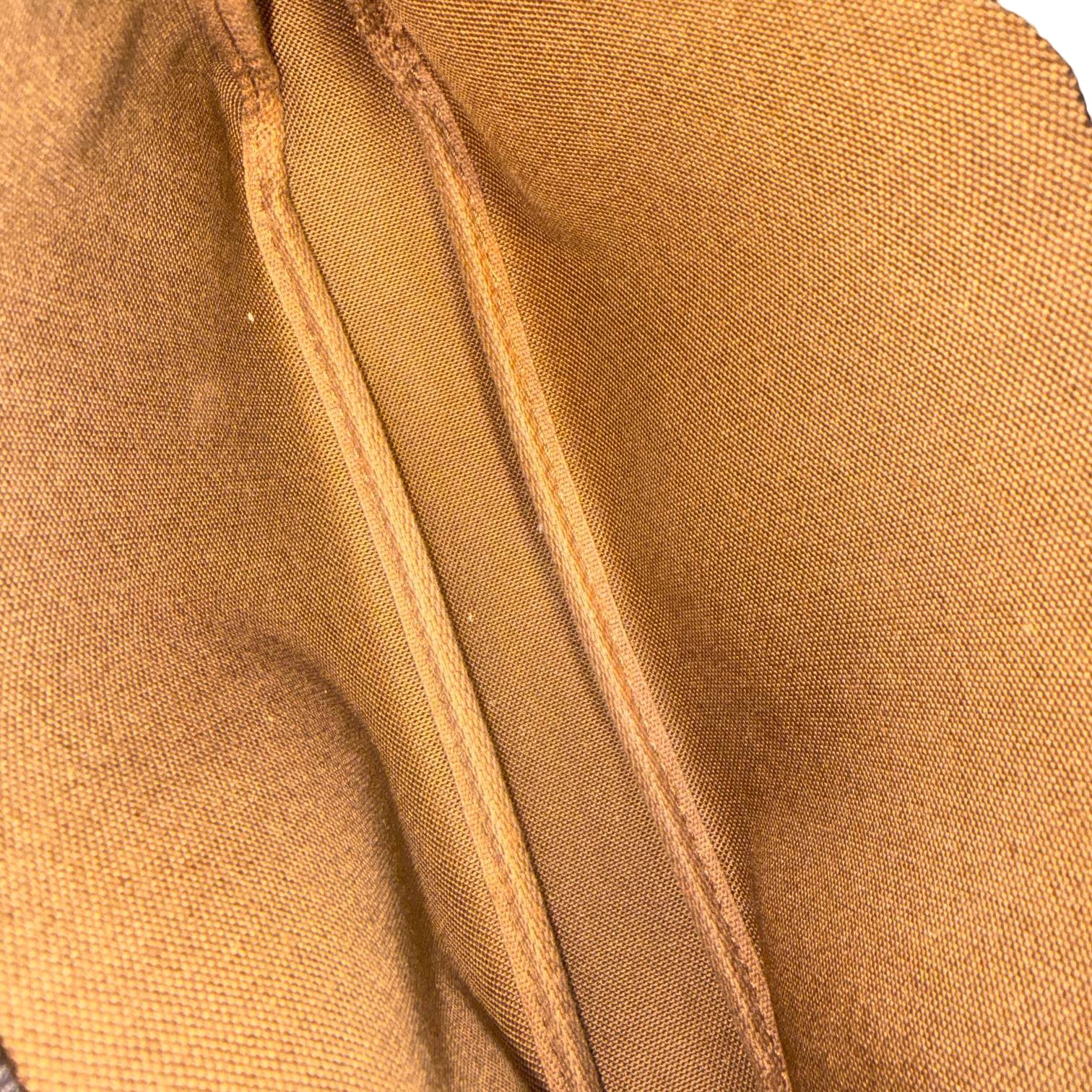 Louis Vuitton Pochette Accessoires Braun Monogram Canvas