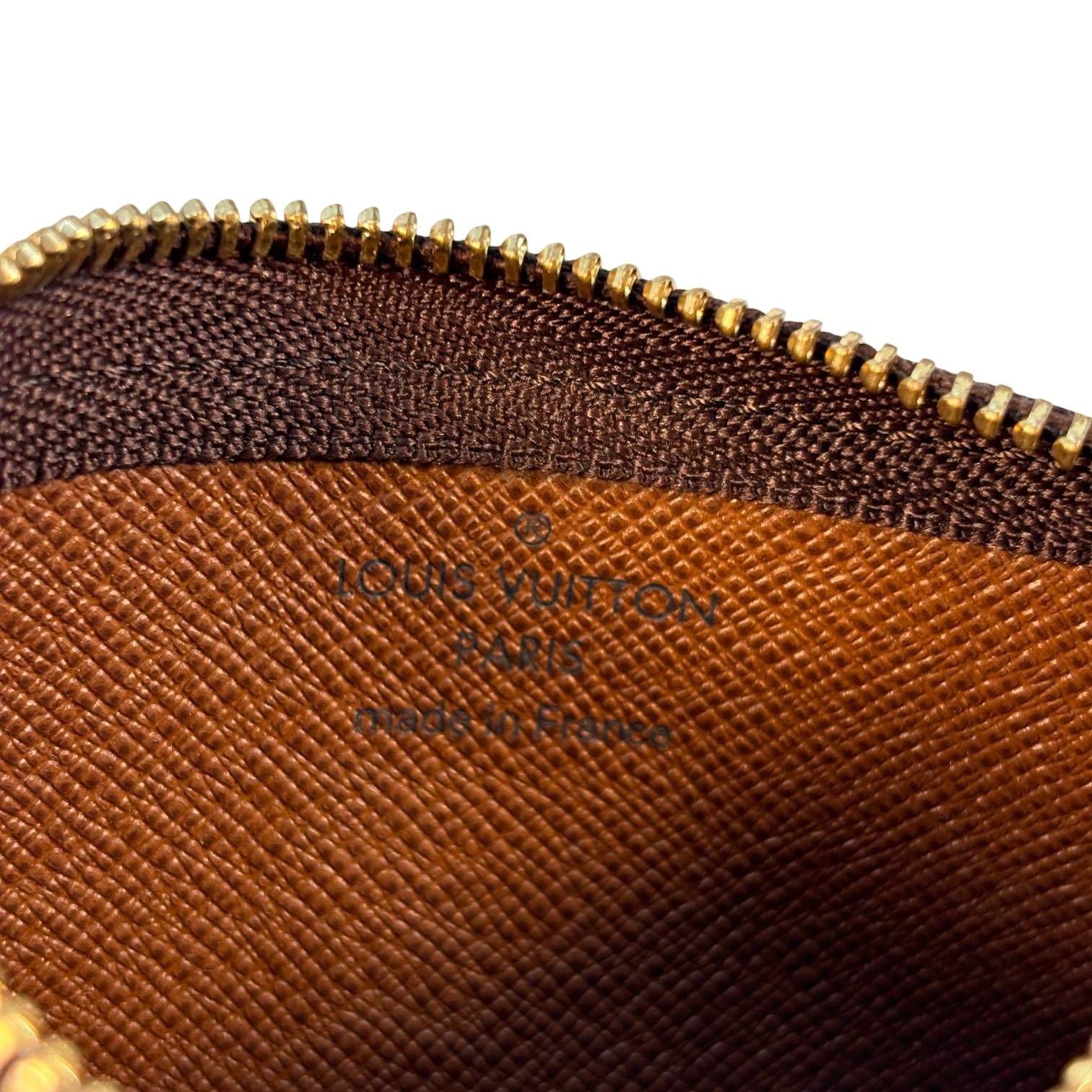 Louis Vuitton Pochette Clés Braun Monogram Canvas