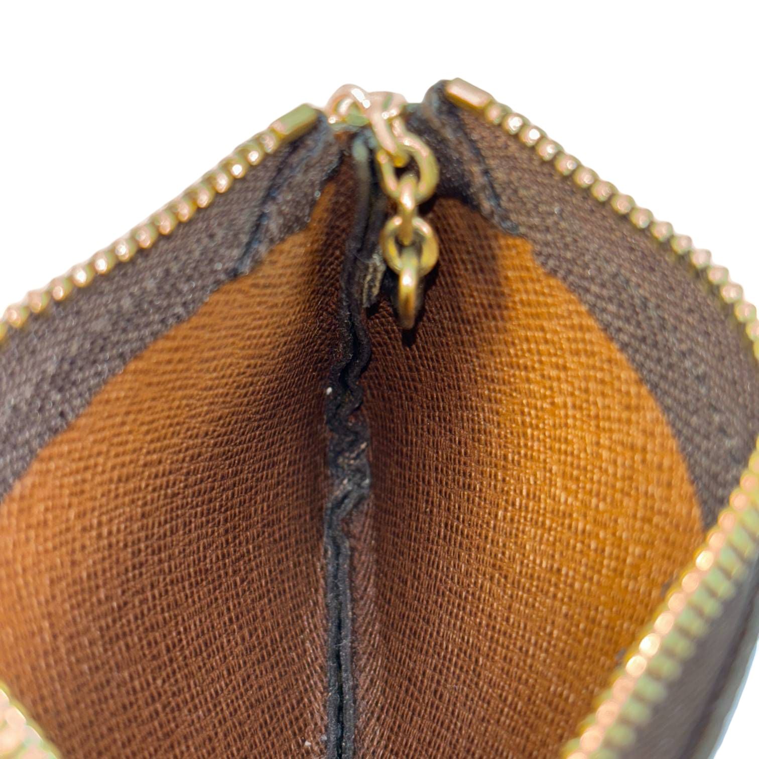 Louis Vuitton Pochette Clés Braun Monogram Canvas