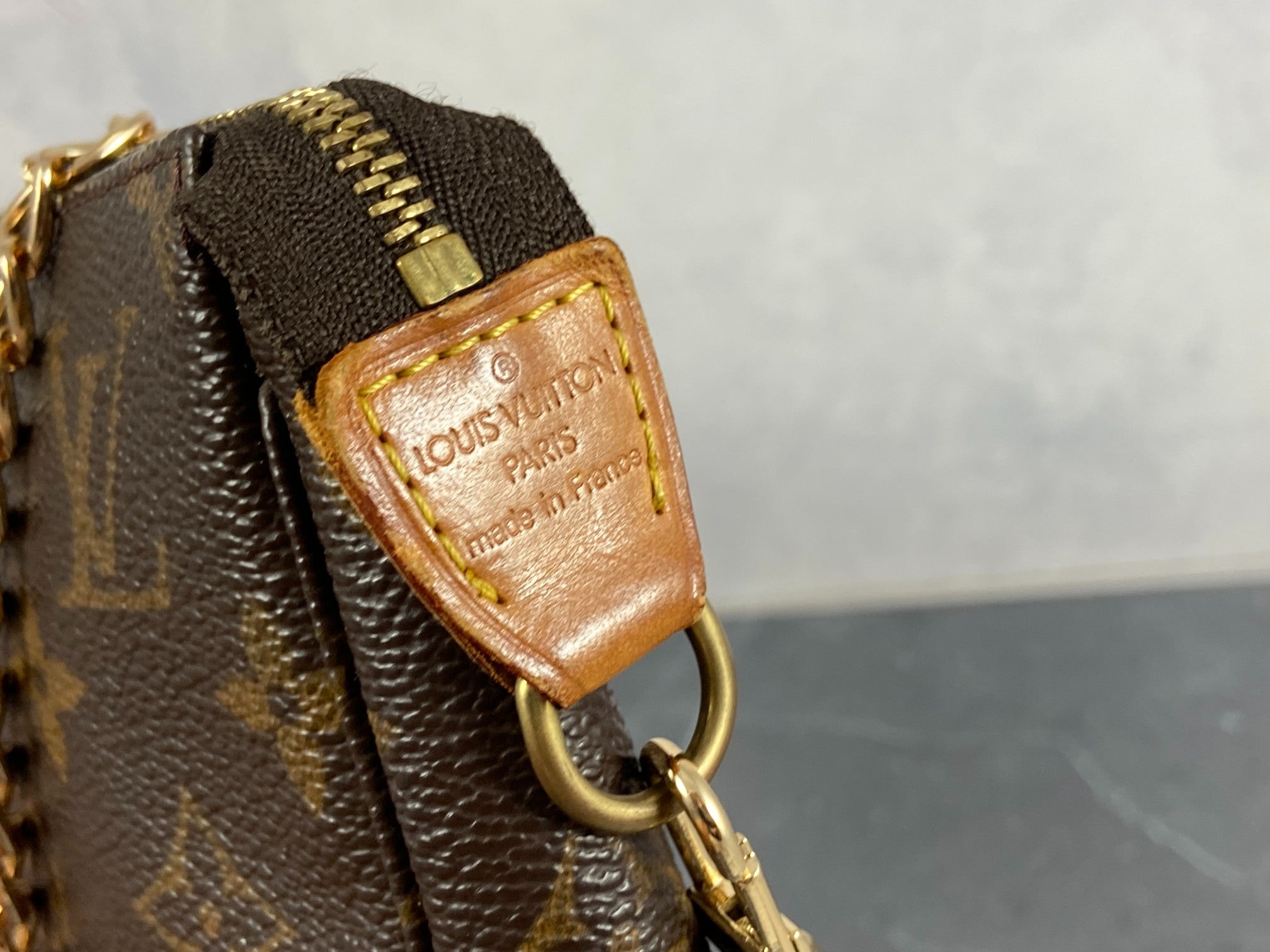 Louis Vuitton Pochette Accessoires Monogram Canvas incl. Dustbag