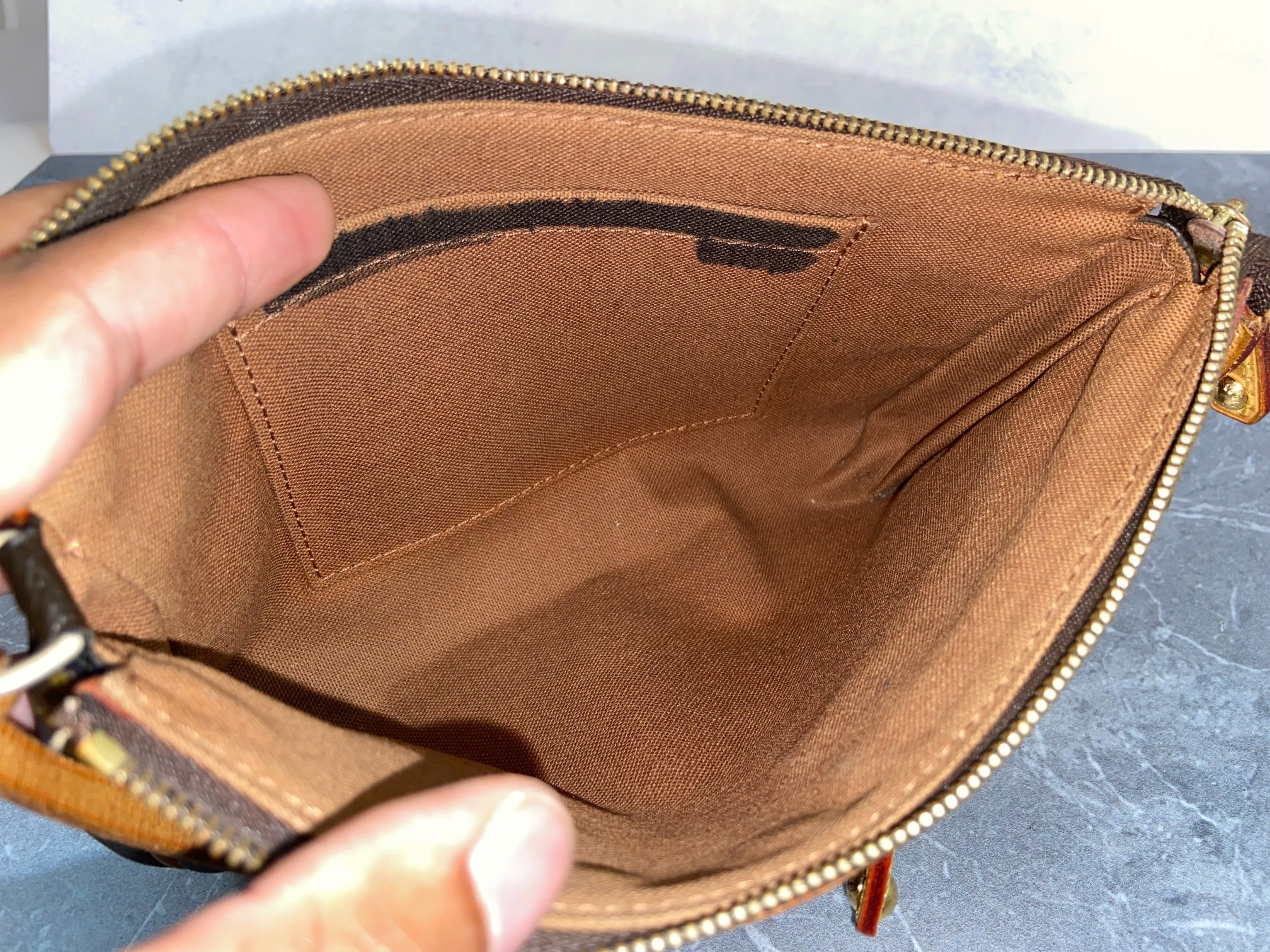 Louis Vuitton Riveting Pochette Accessoires Monogram Canvas