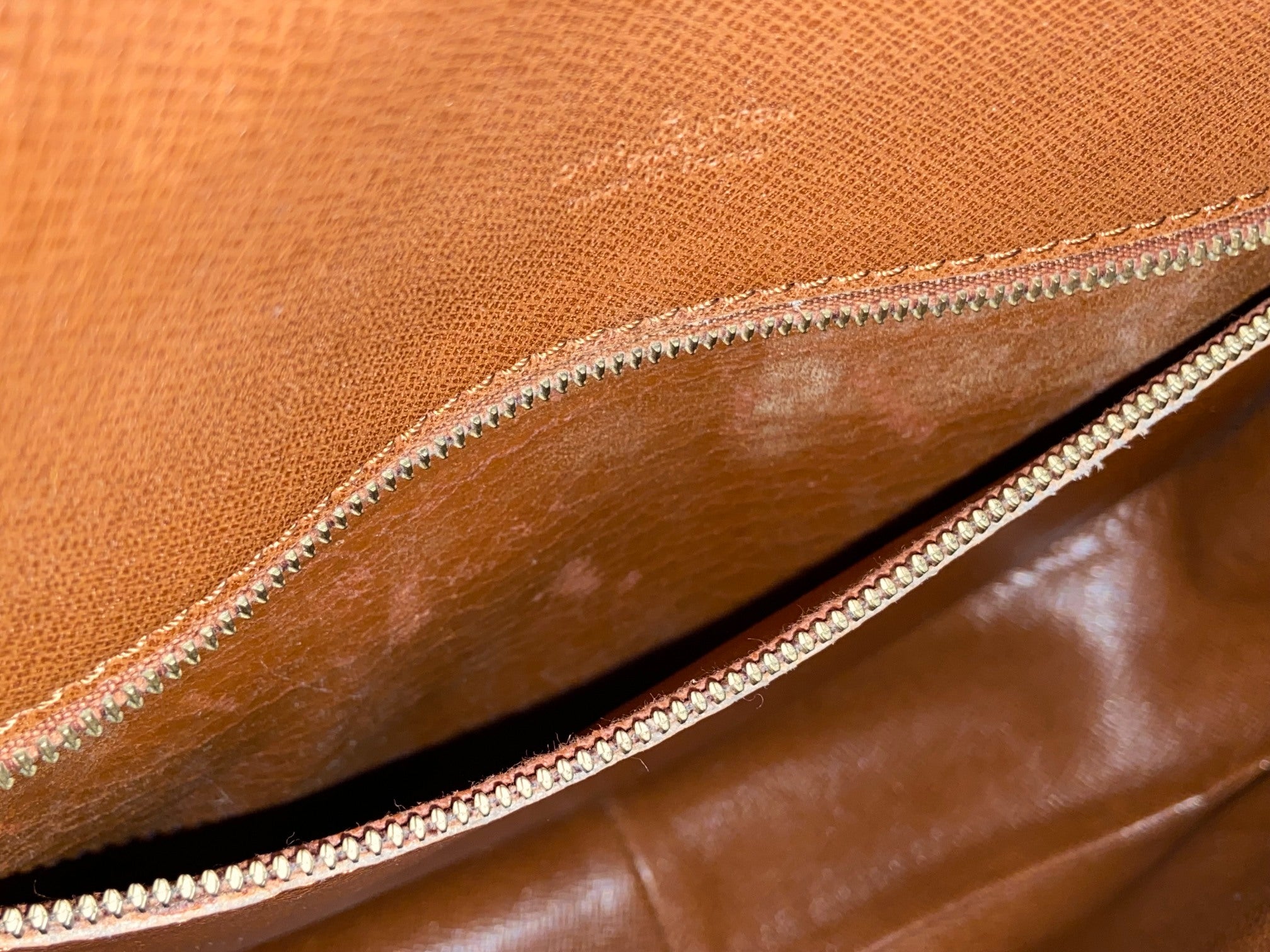 Louis Vuitton Saint Cloud GM Shoulder Bag Monogram Canvas