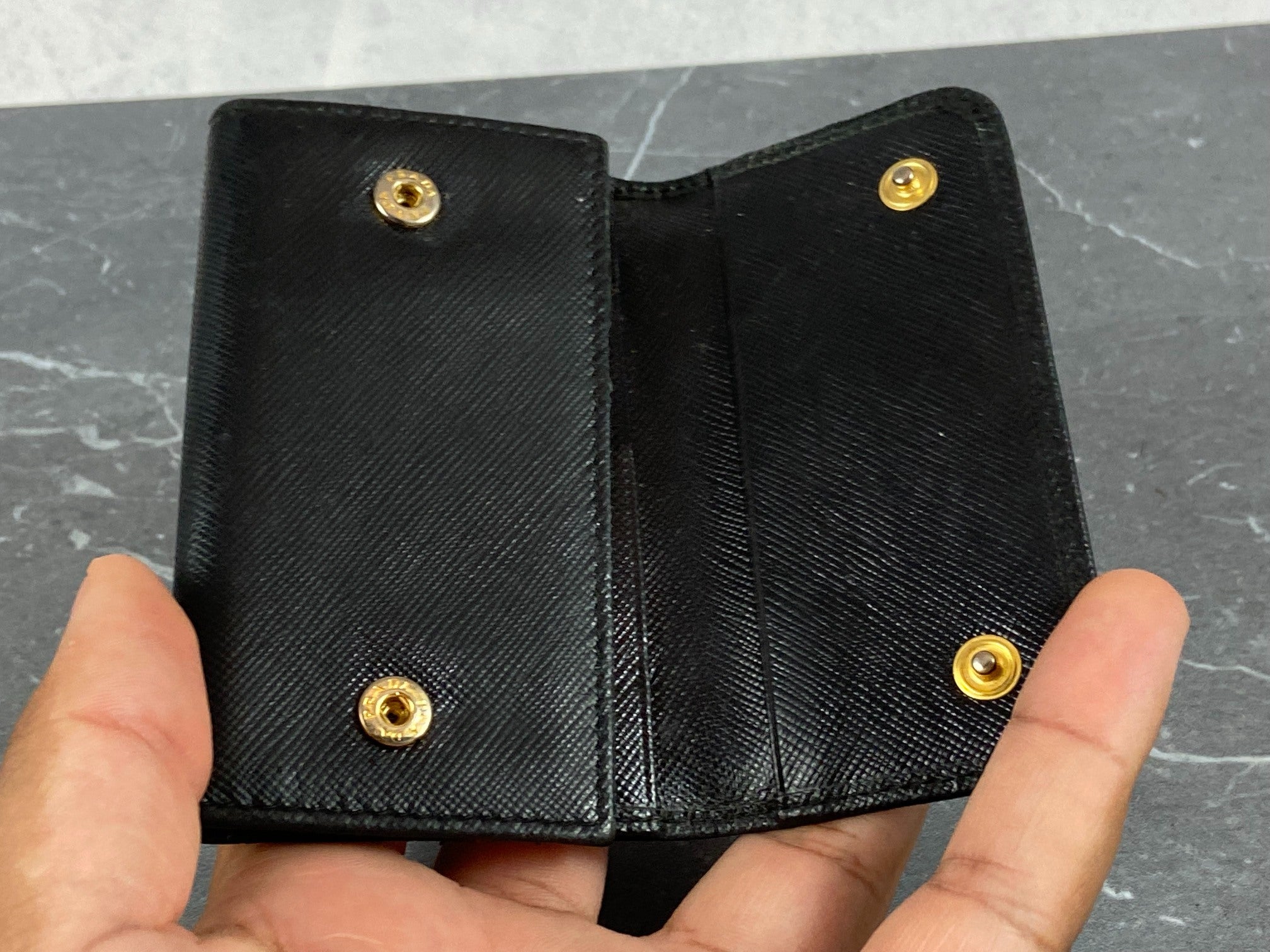 Prada Saffiano 4 Key Holder Black incl. Box