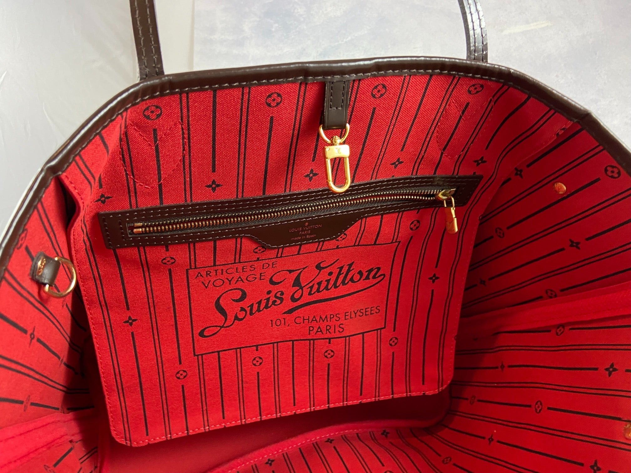 Louis Vuitton Neverfull MM Damier Ebene Canvas