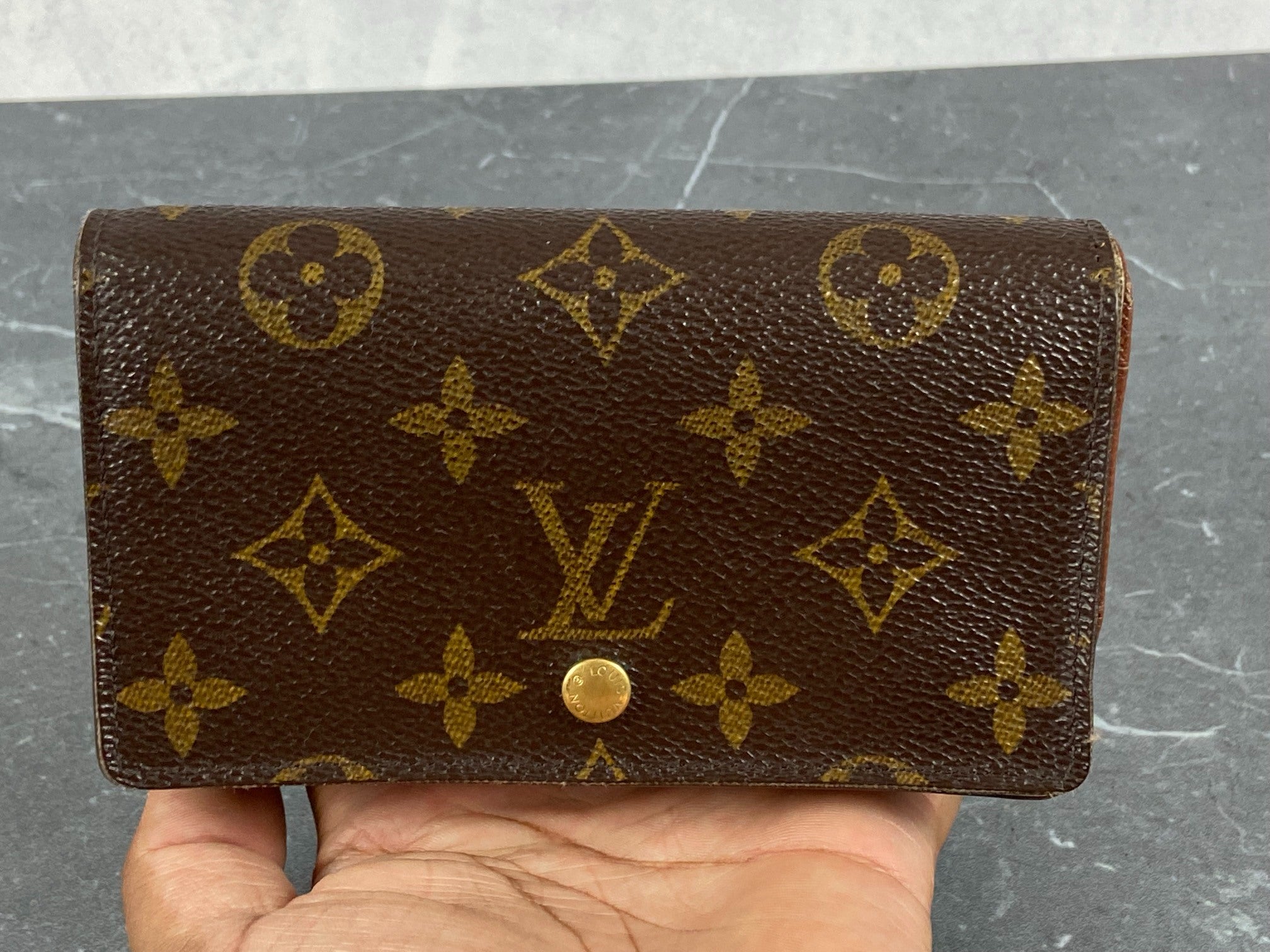 Louis Vuitton Porte-Monnaie Tresor Monogram Canvas
