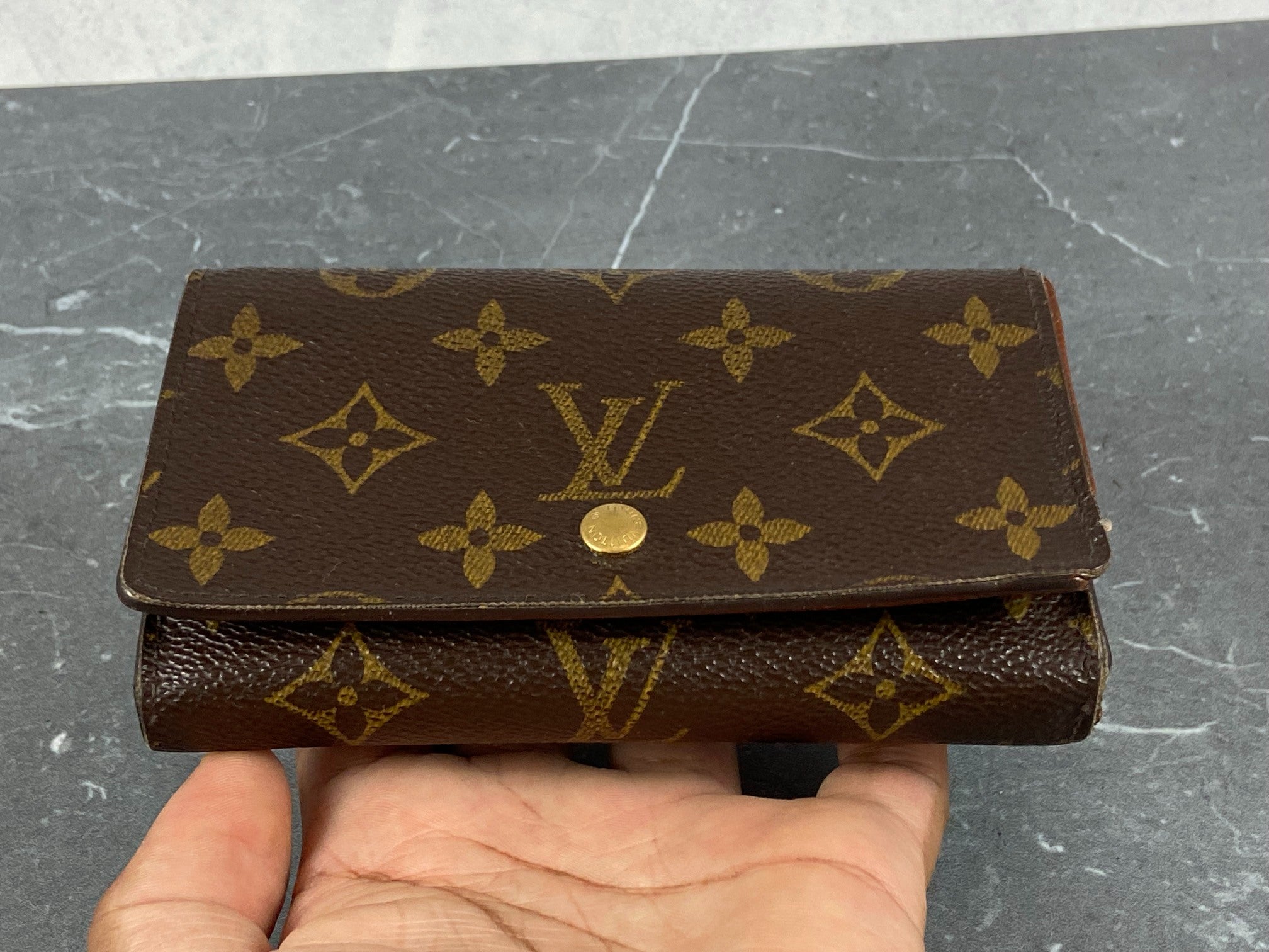 Louis Vuitton Porte-Monnaie Tresor Monogram Canvas