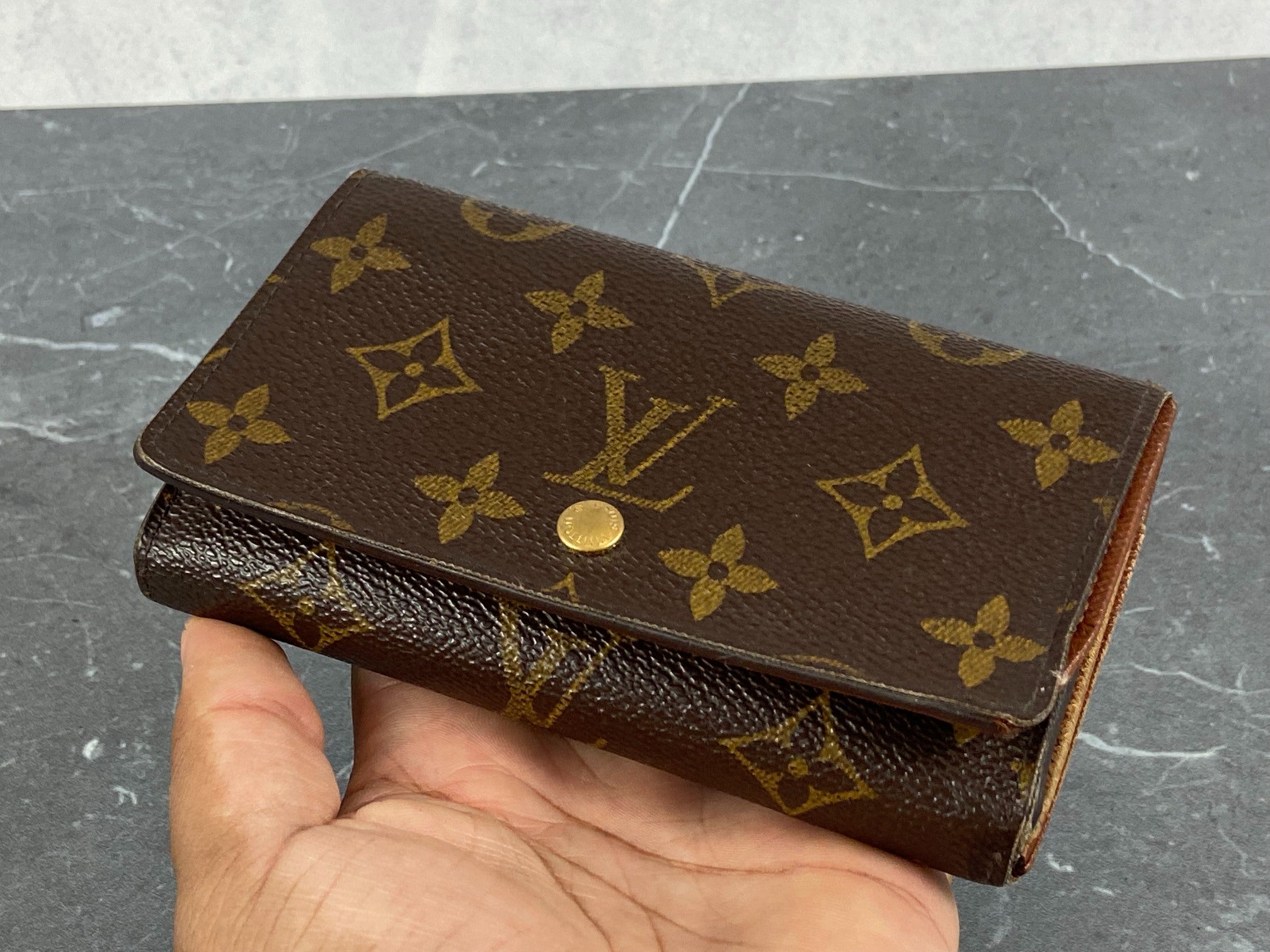 Louis Vuitton Porte-Monnaie Tresor Monogram Canvas