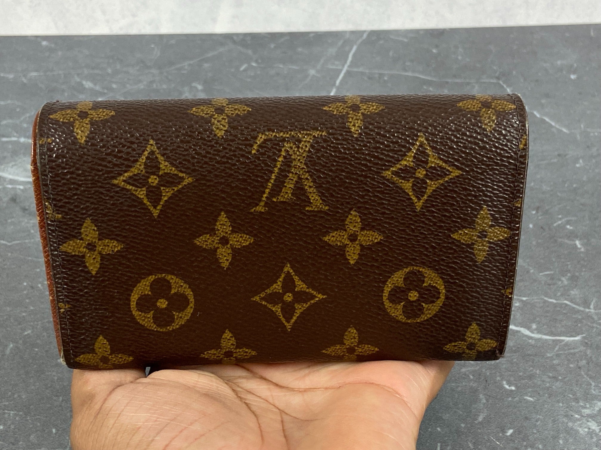Louis Vuitton Porte-Monnaie Tresor Monogram Canvas