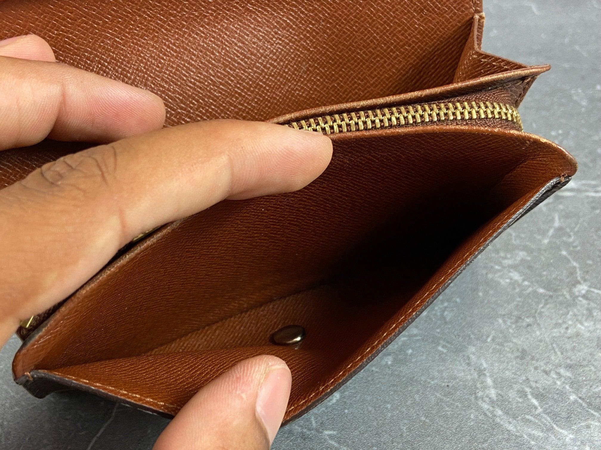 Louis Vuitton Porte-Monnaie Tresor Monogram Canvas