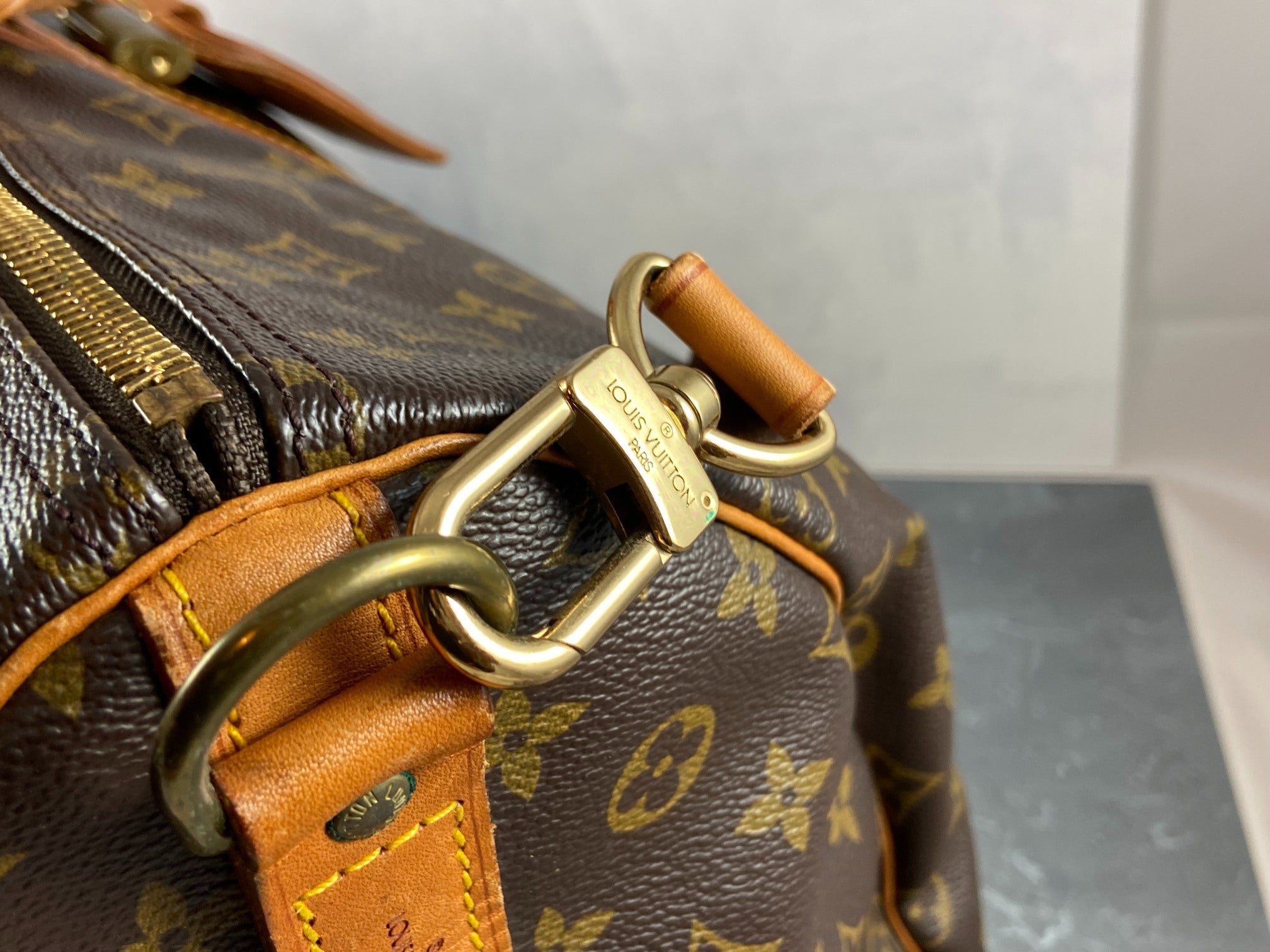 Louis Vuitton Keepall 55 Bandoulière Monogram Canvas