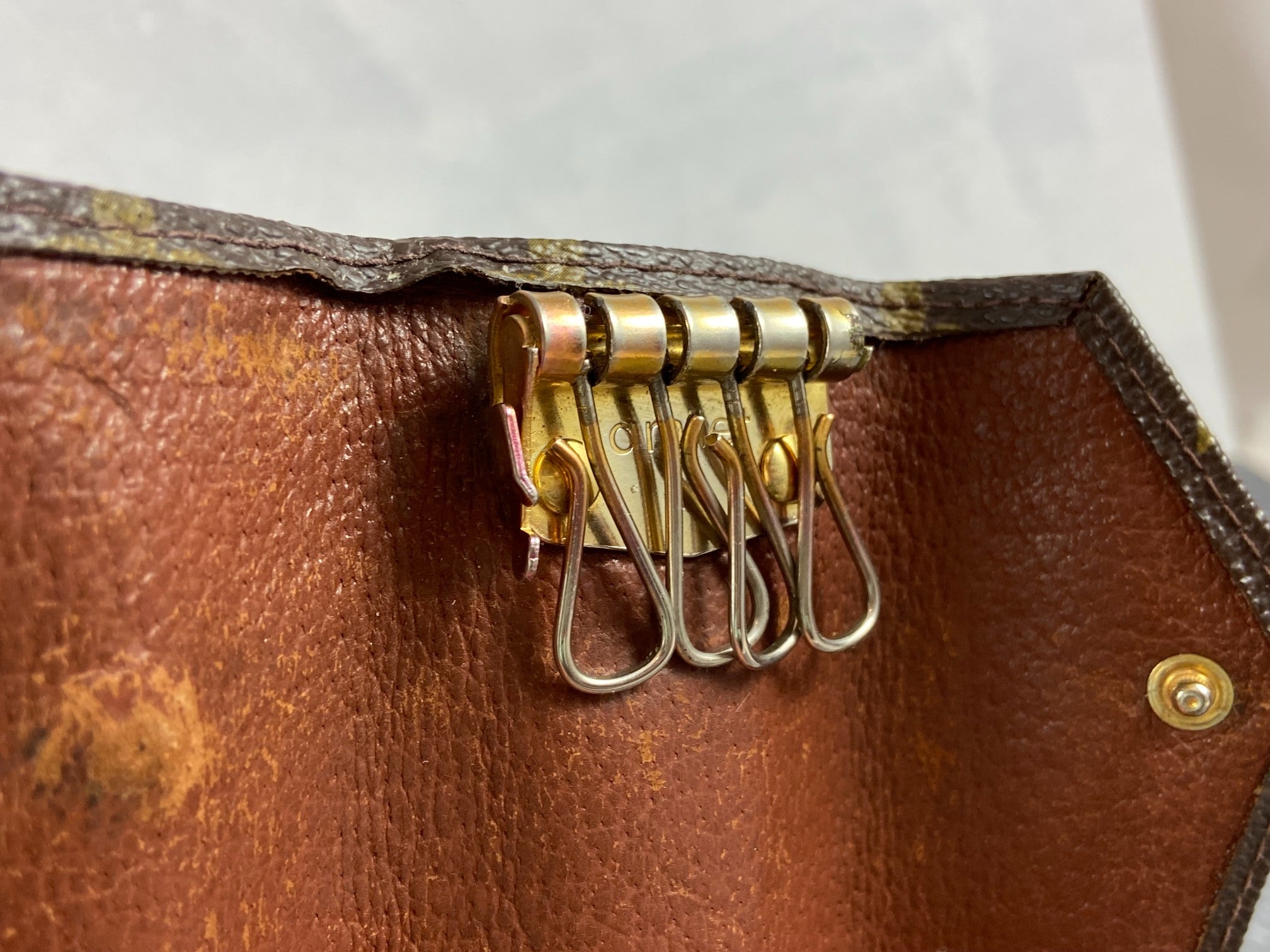 Louis Vuitton 4 Key Holder Monogram Canvas