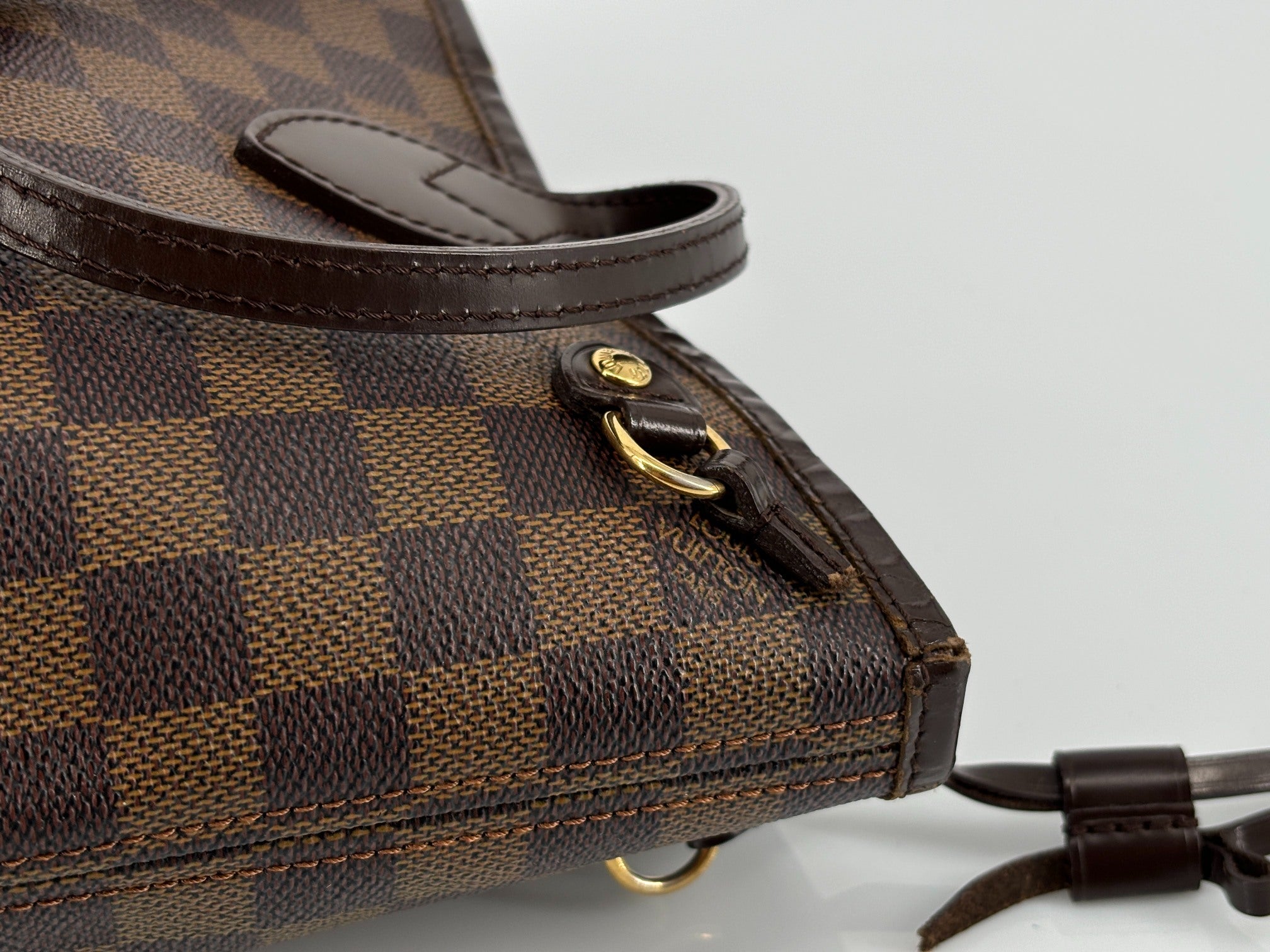 Louis Vuitton Neverfull MM Damier Ebene Canvas