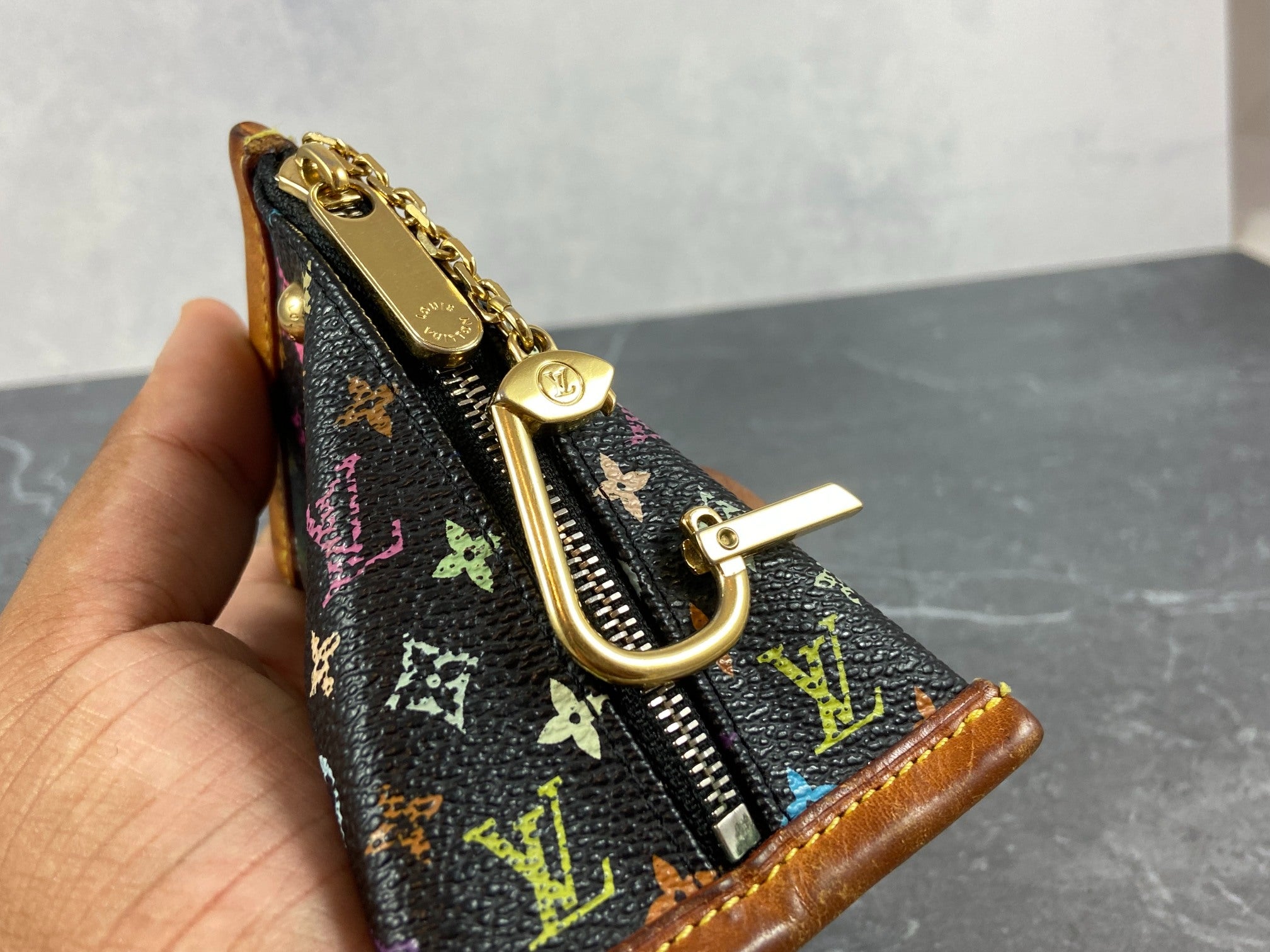 Louis Vuitton Berlingo Pochette Cles Key Pouch Murakami Multicolor Black