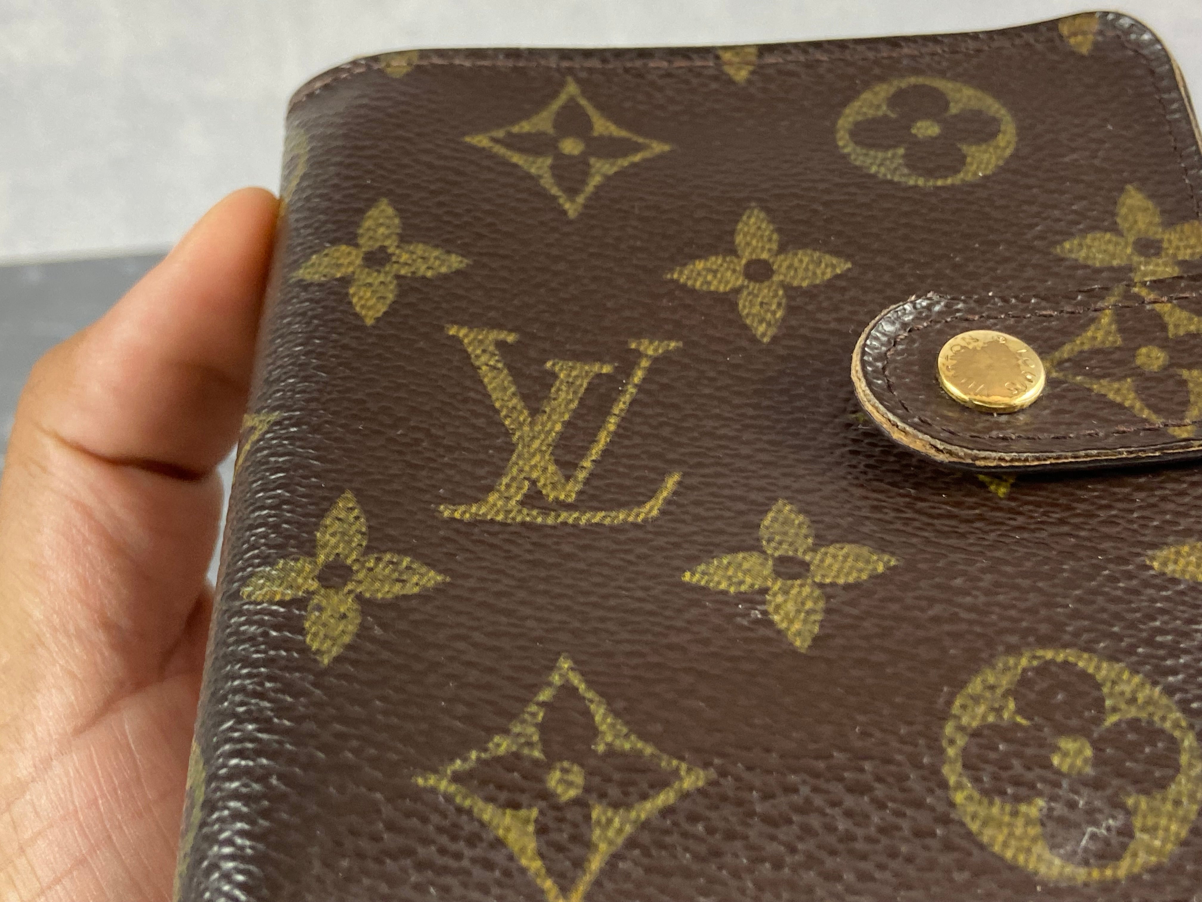 Louis Vuitton Monogram Canvas Zip Around Wallet