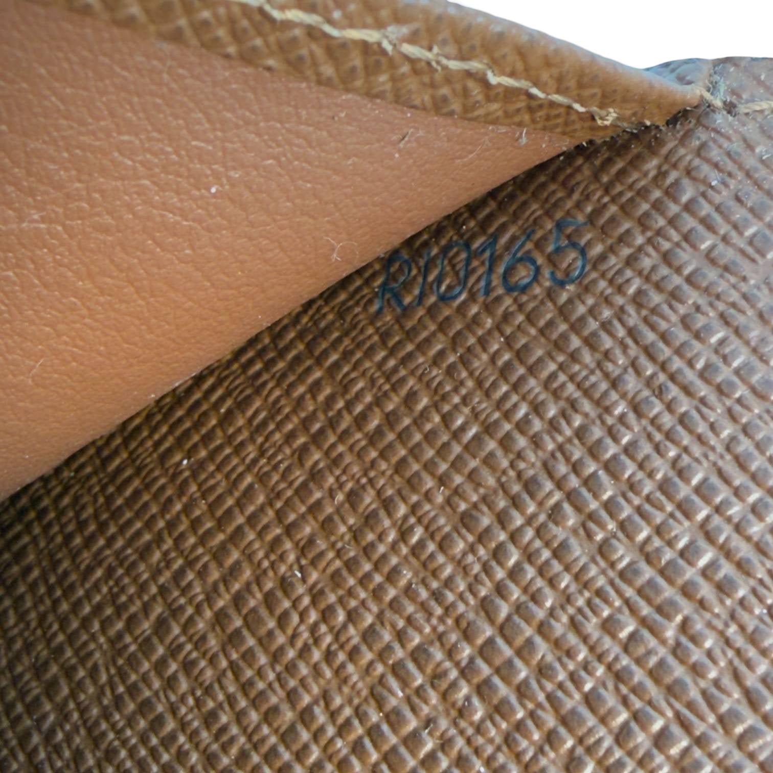 Louis Vuitton Agenda MM Braun Monogram Canvas