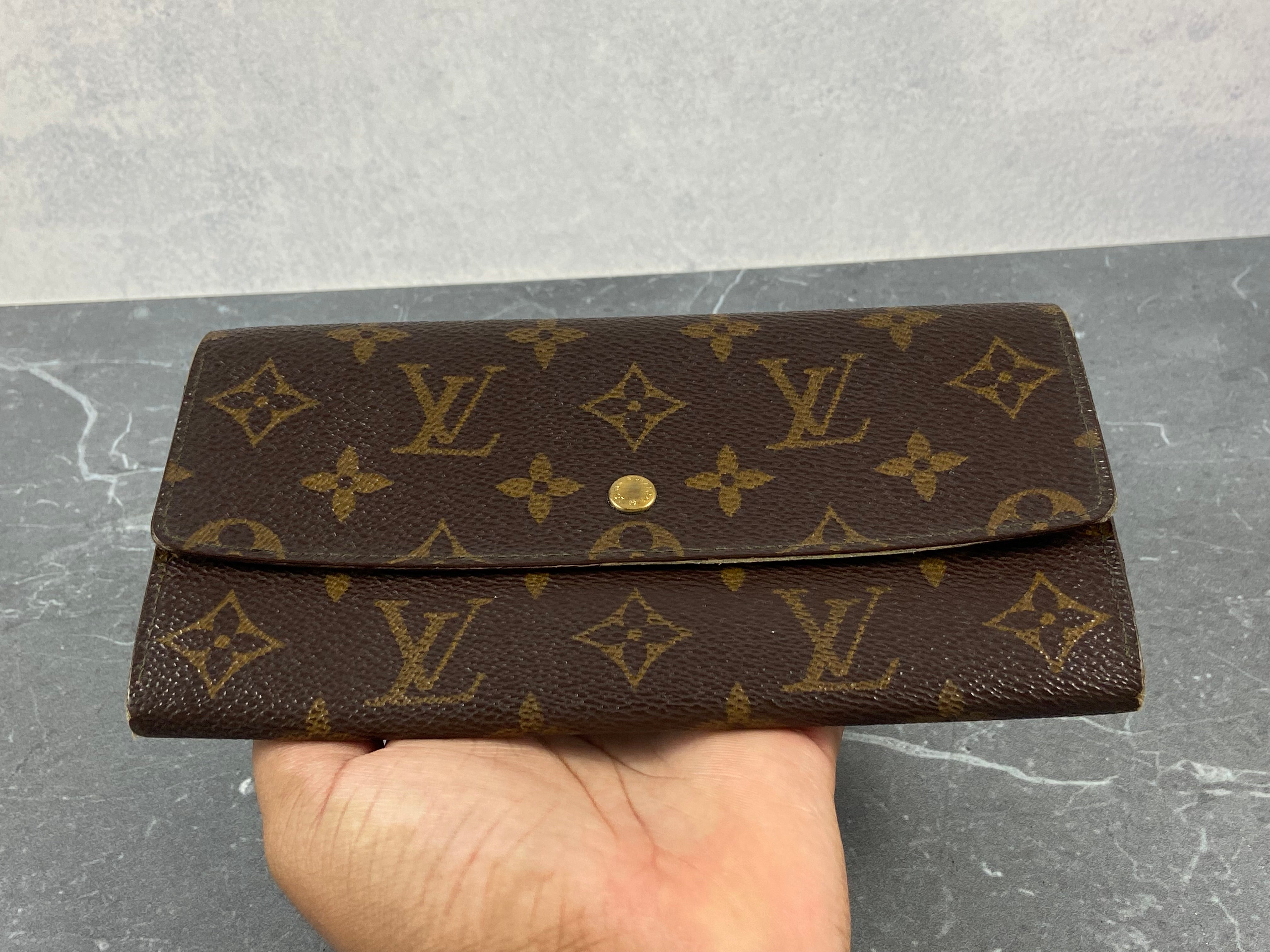 Louis Vuitton Sarah Wallet Monogram Canvas
