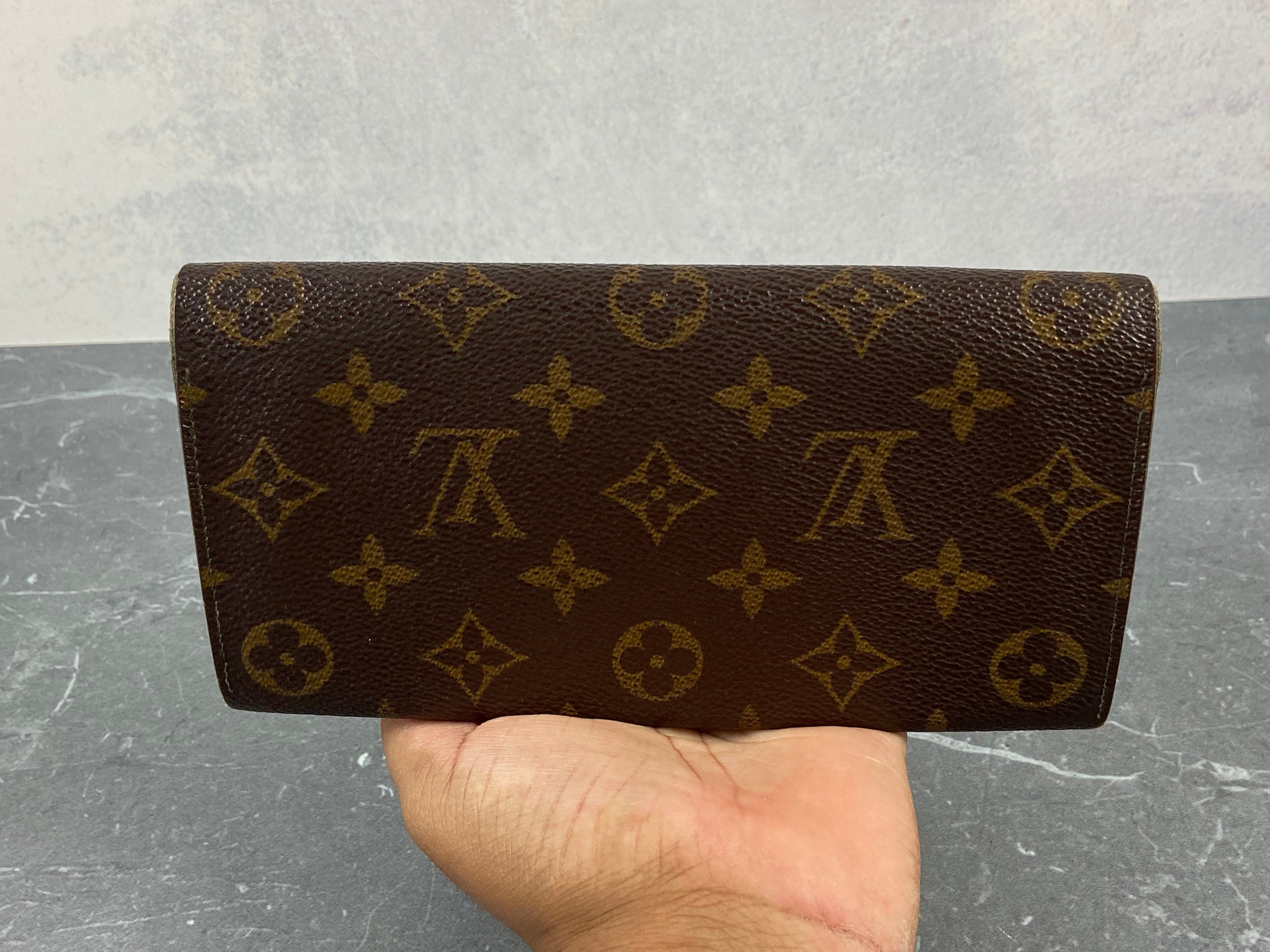 Louis Vuitton Sarah Wallet Monogram Canvas