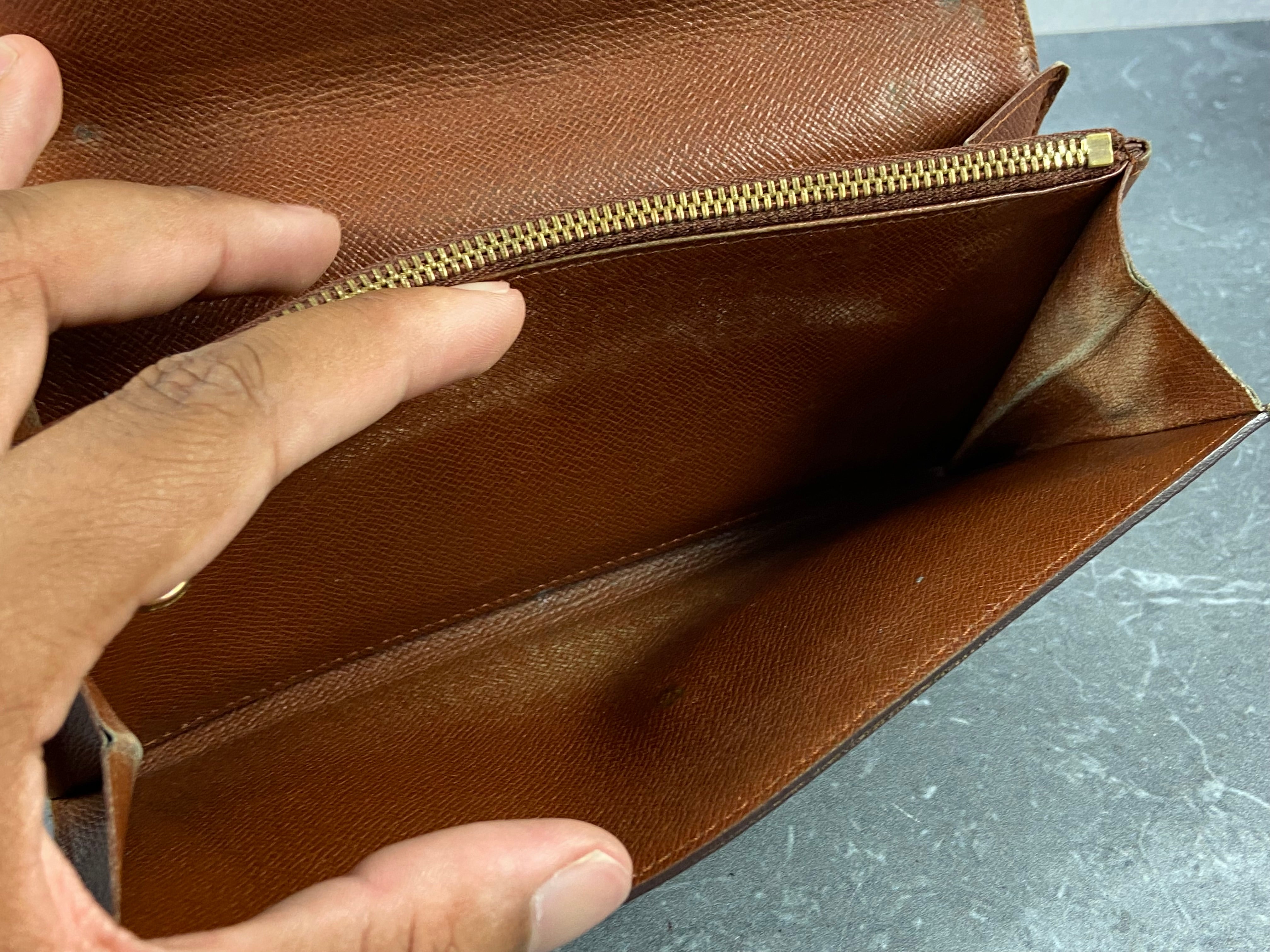 Louis Vuitton Sarah Wallet Monogram Canvas