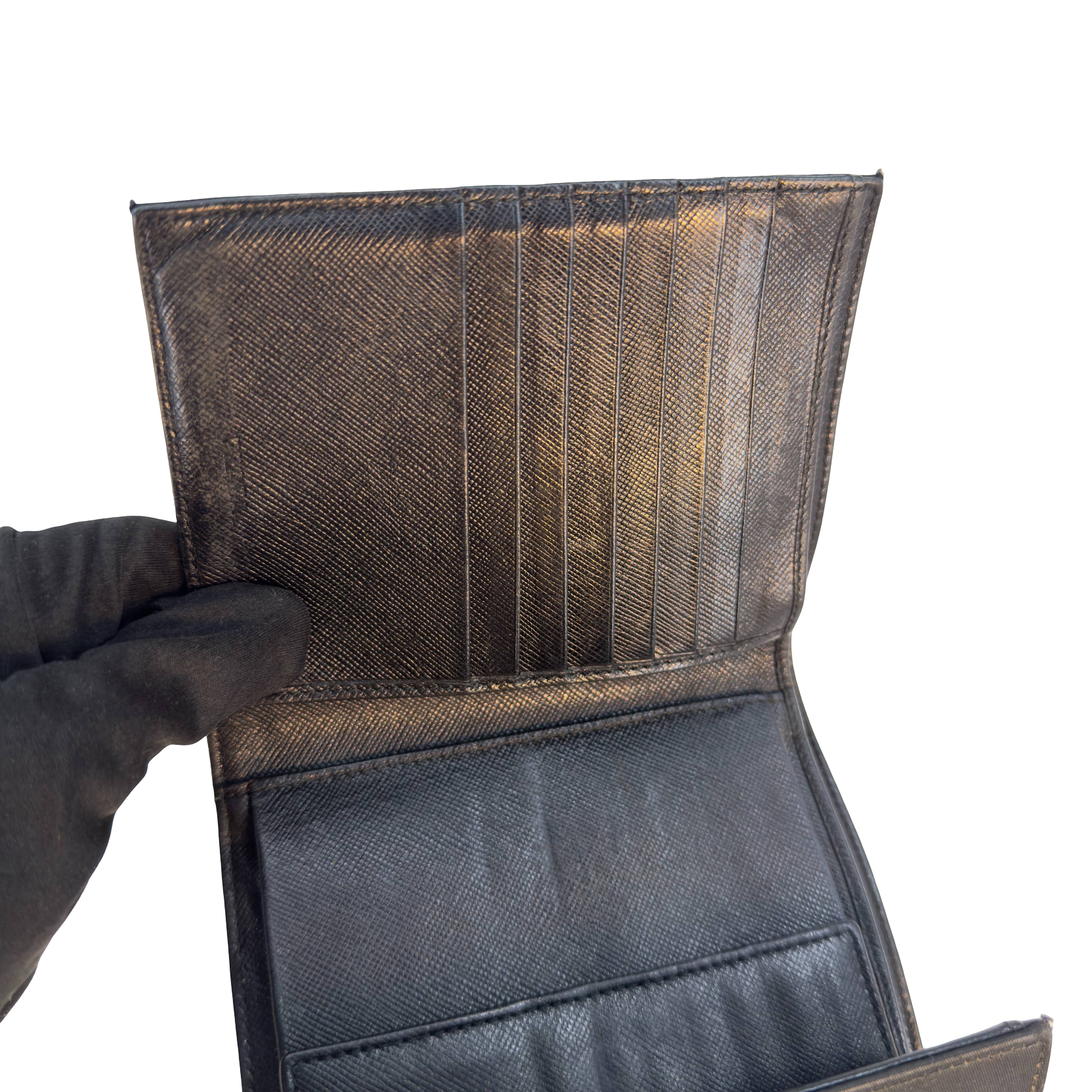 Prada Tri-Fold Wallet Schwarz Nylon