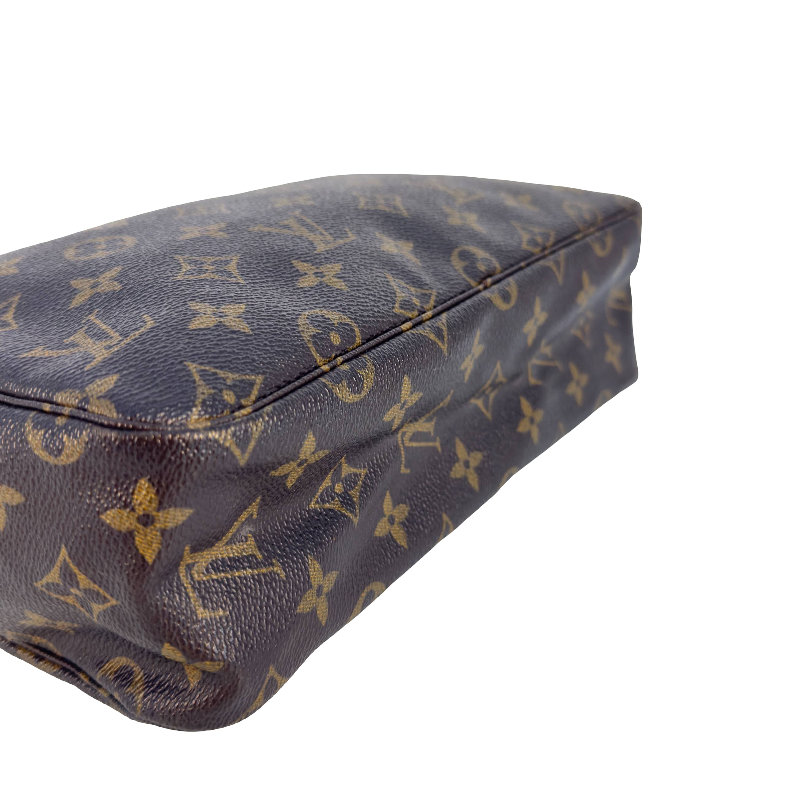 Louis Vuitton Trousse Toilette 28 Braun Monogram Canvas