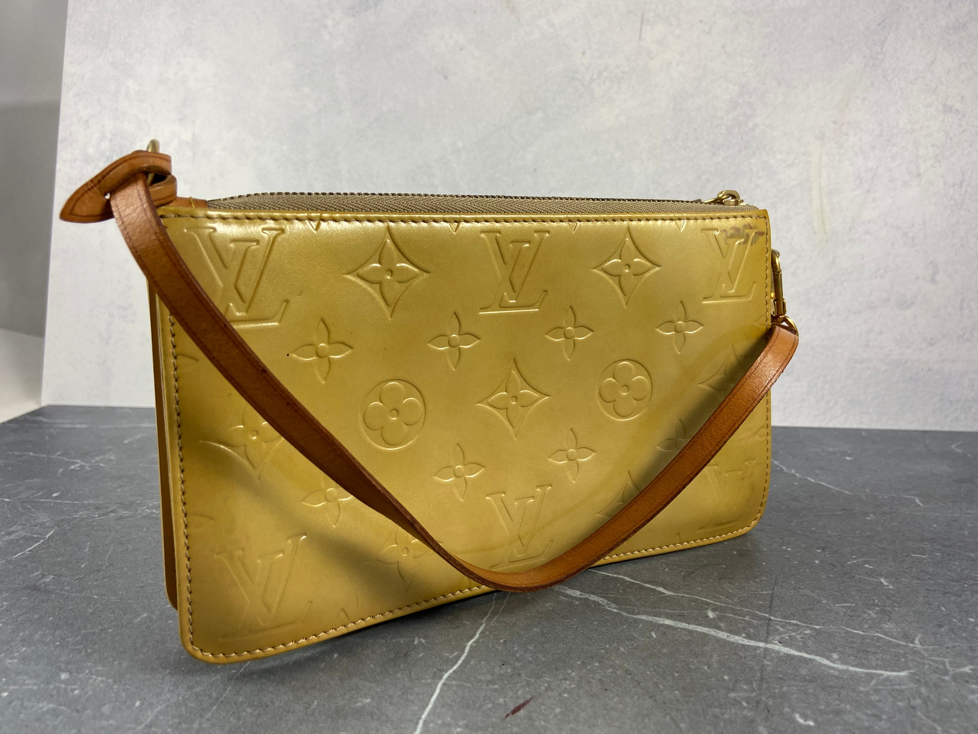 Louis Vuitton Pochette Lexington Yellow Vernis Monogram Leather