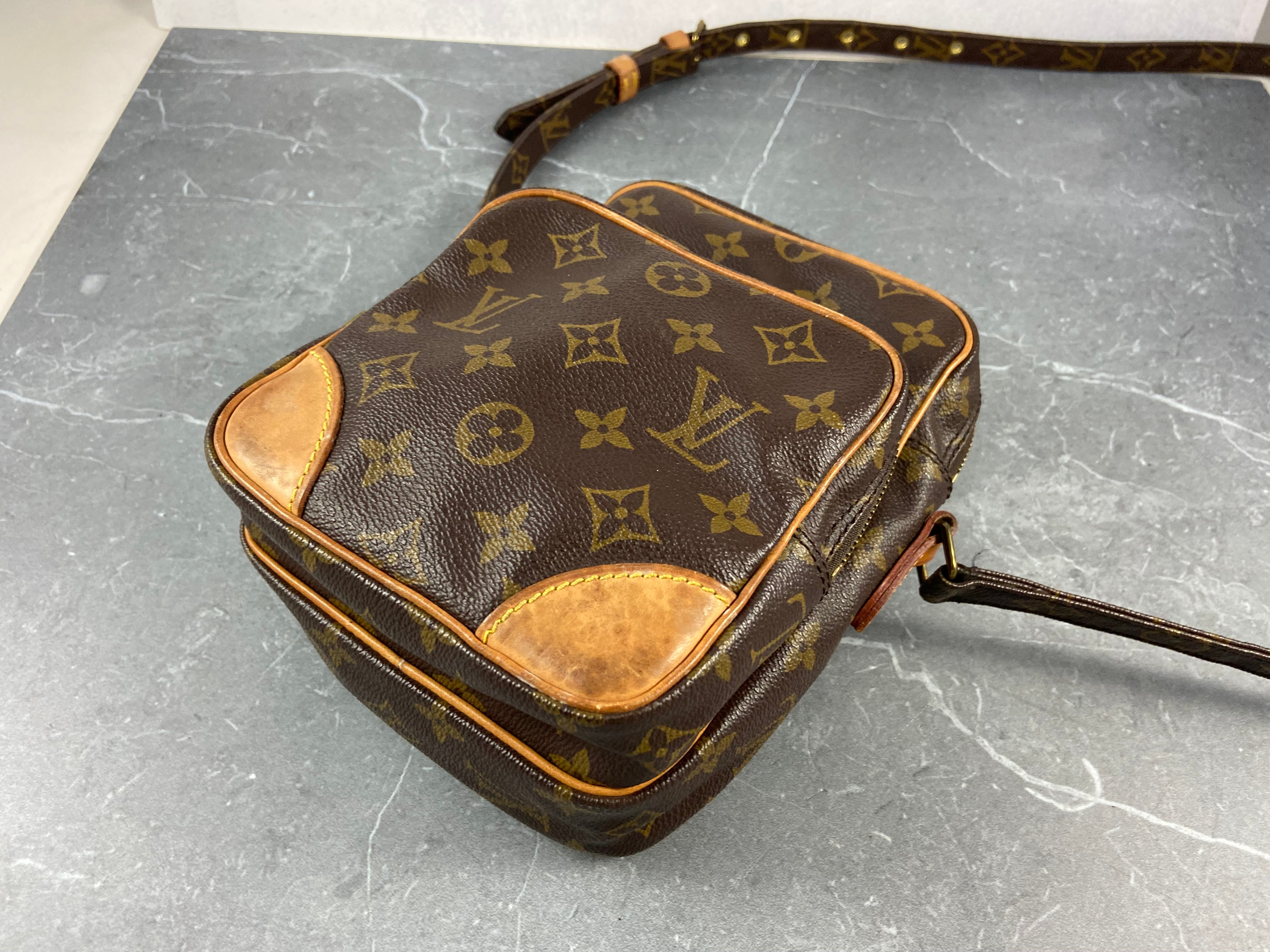 Louis Vuitton Amazone Shoulder Bag Monogram Canvas