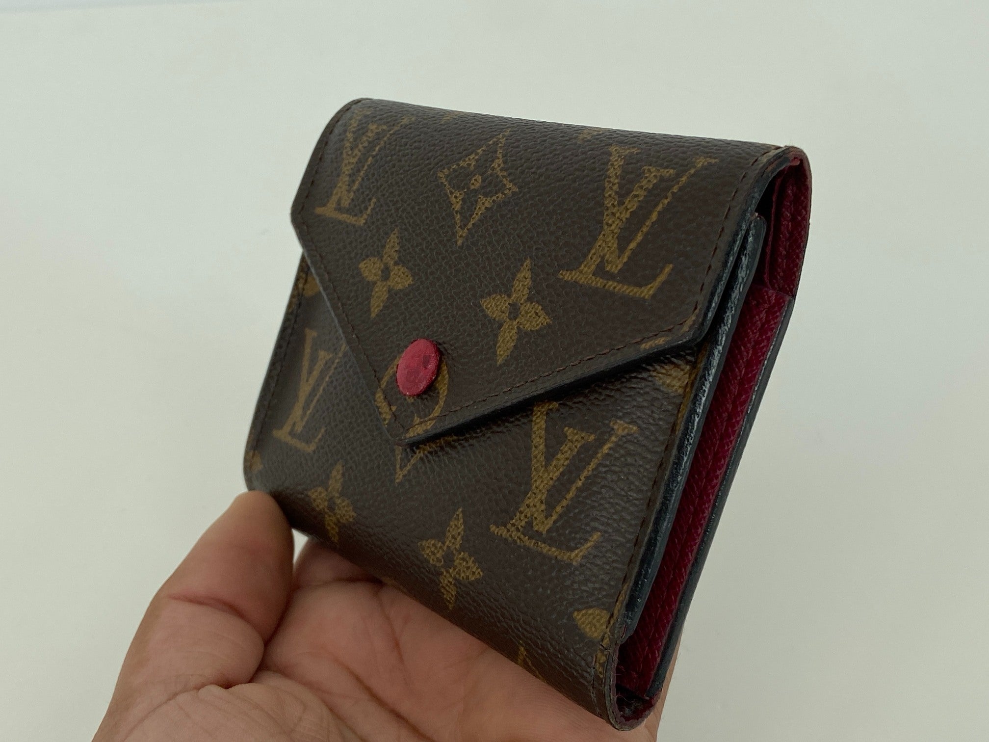 Louis Vuitton Victorine Wallet Monogram Canvas