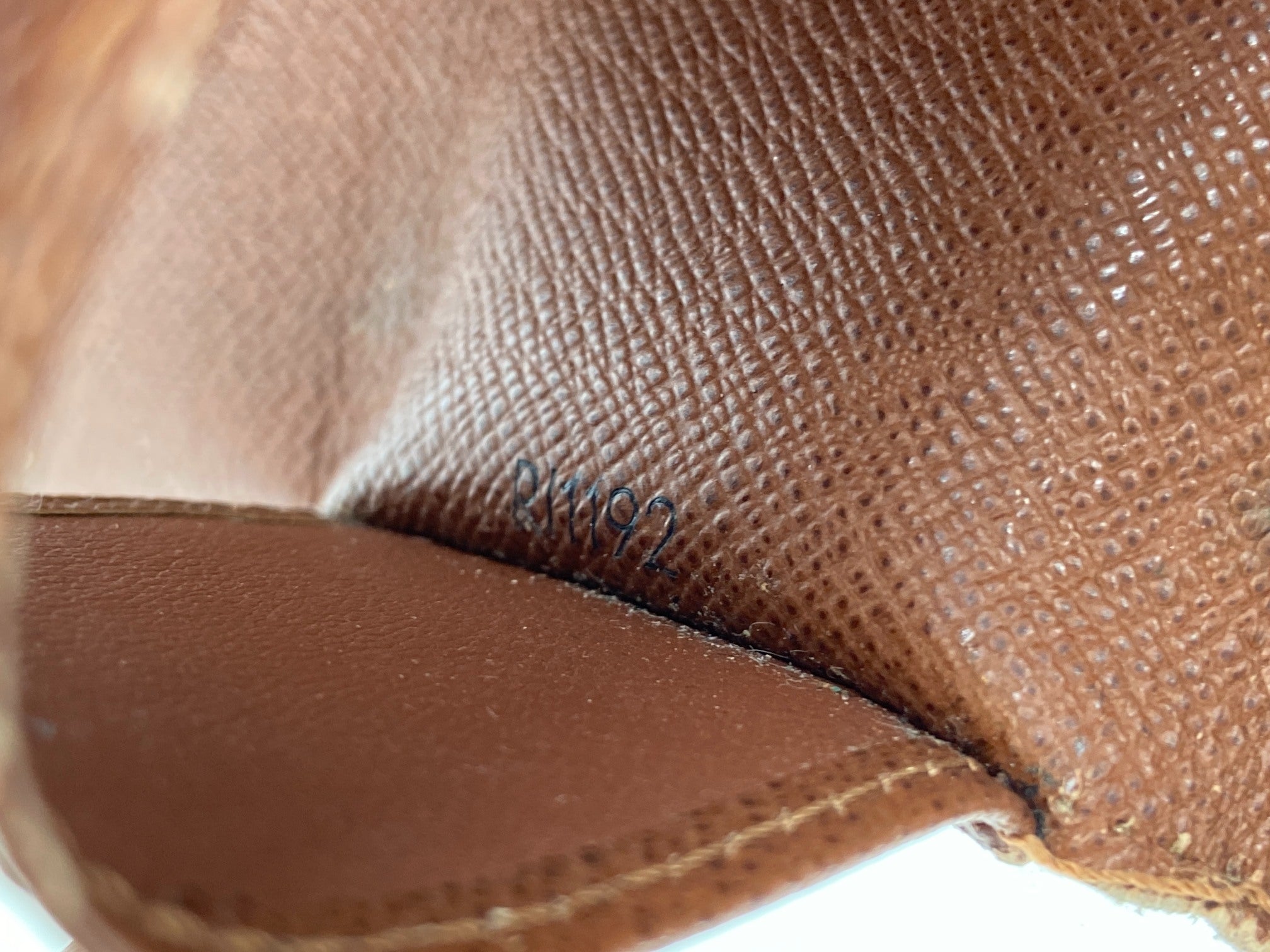 Louis Vuitton Multiclés 4 Monogram Canvas