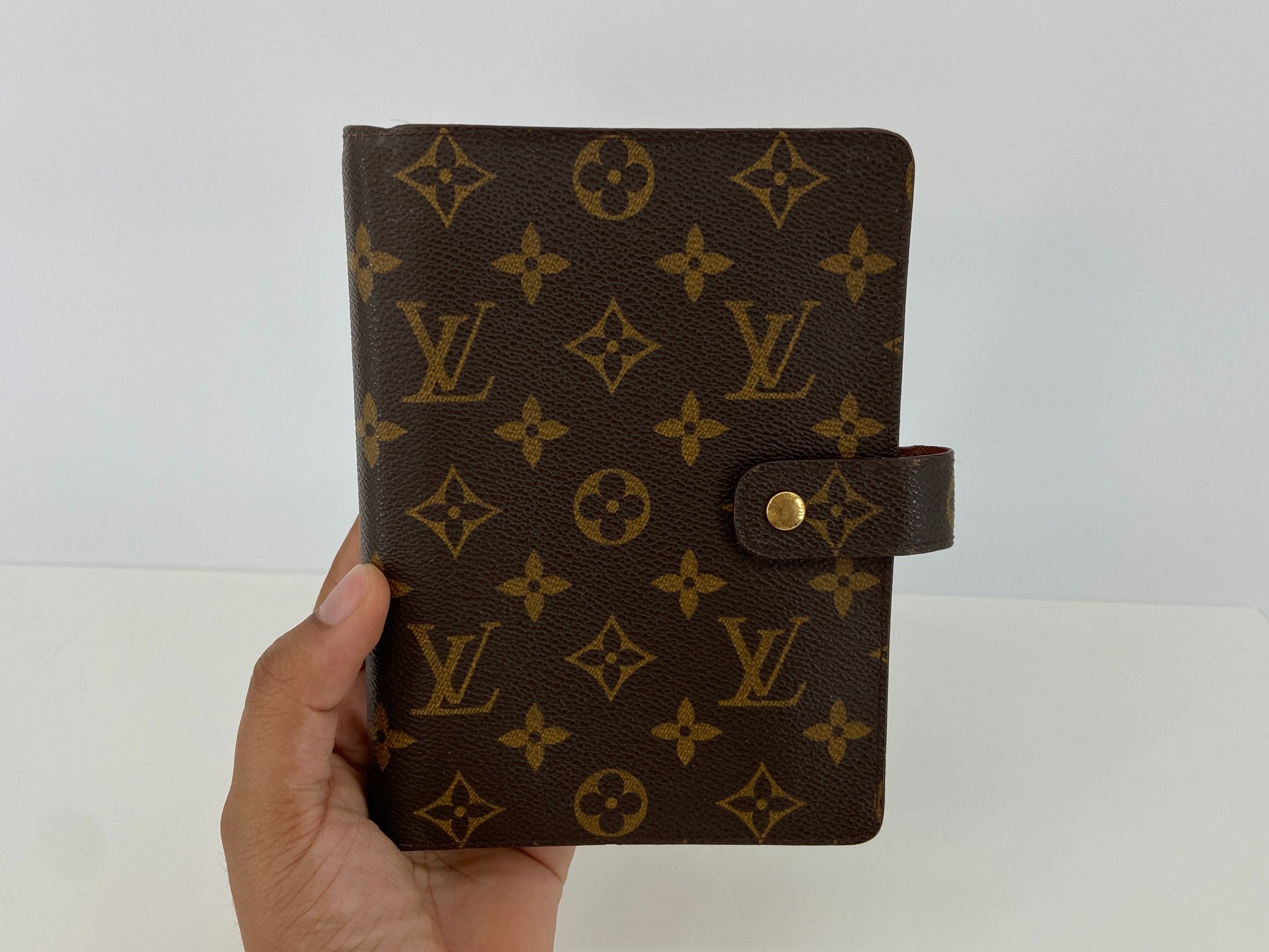 Louis Vuitton Agenda MM Monogram Canvas