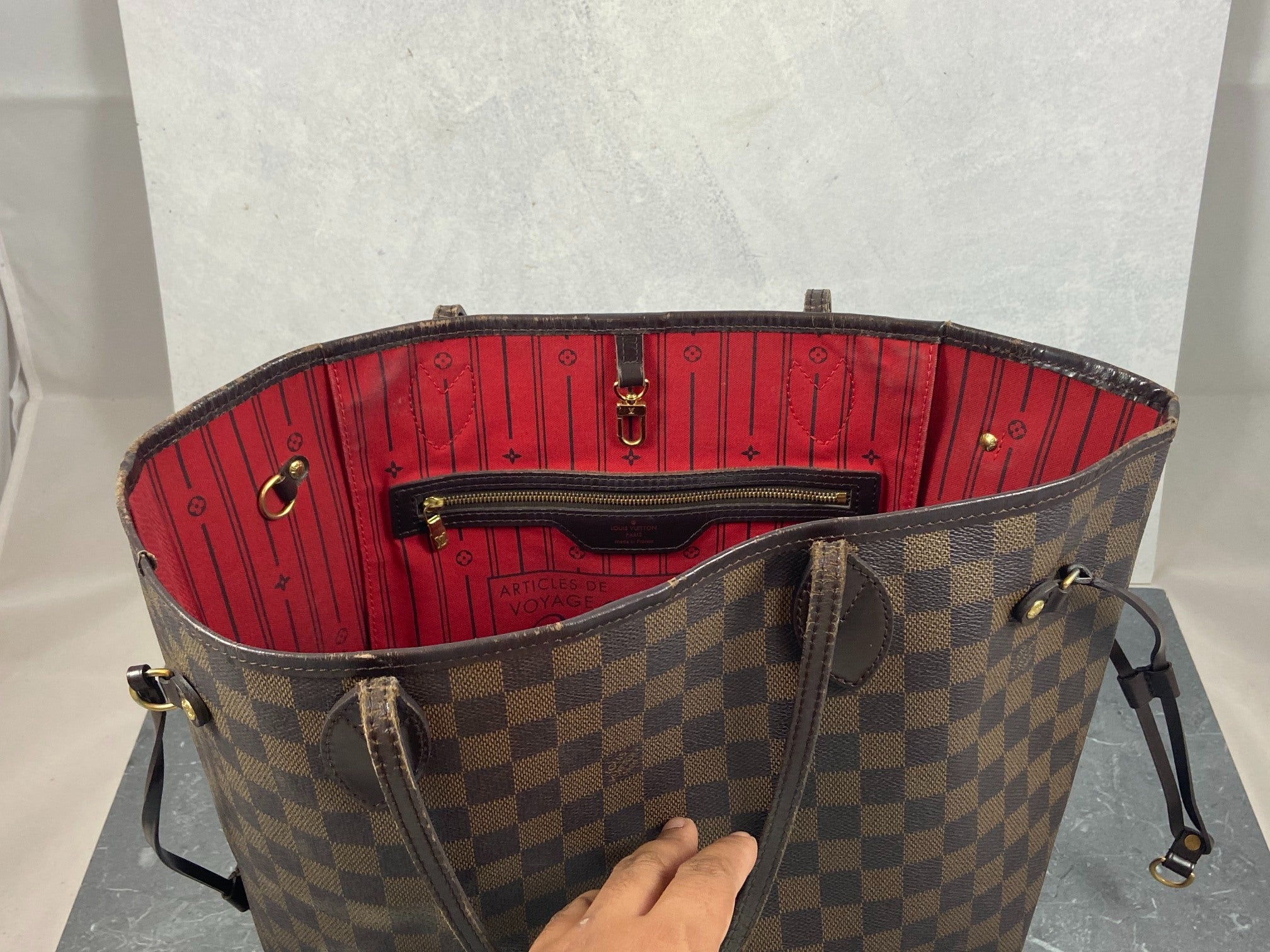 Louis Vuitton Neverfull MM Damier Ebene Canvas