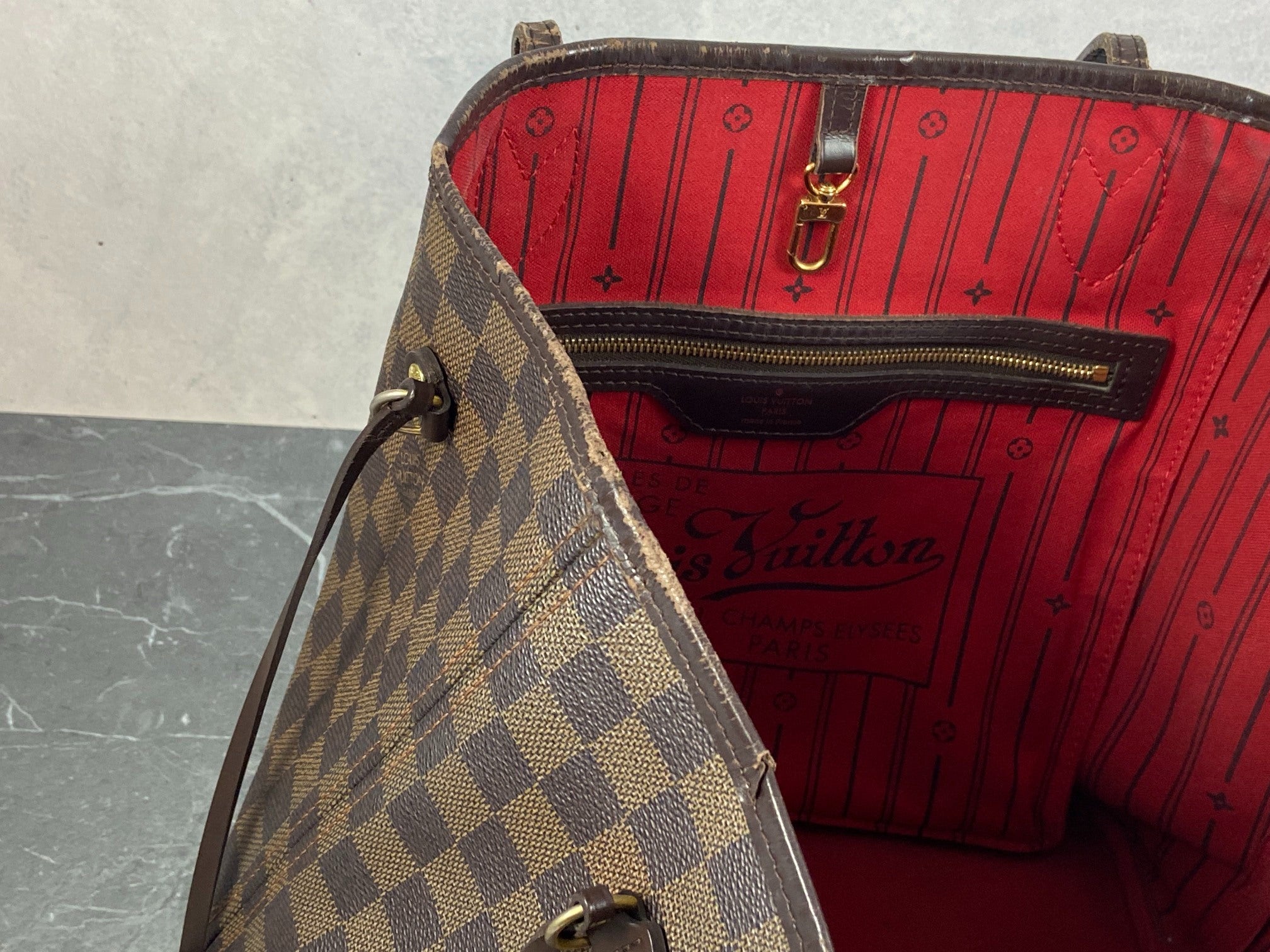Louis Vuitton Neverfull MM Damier Ebene Canvas