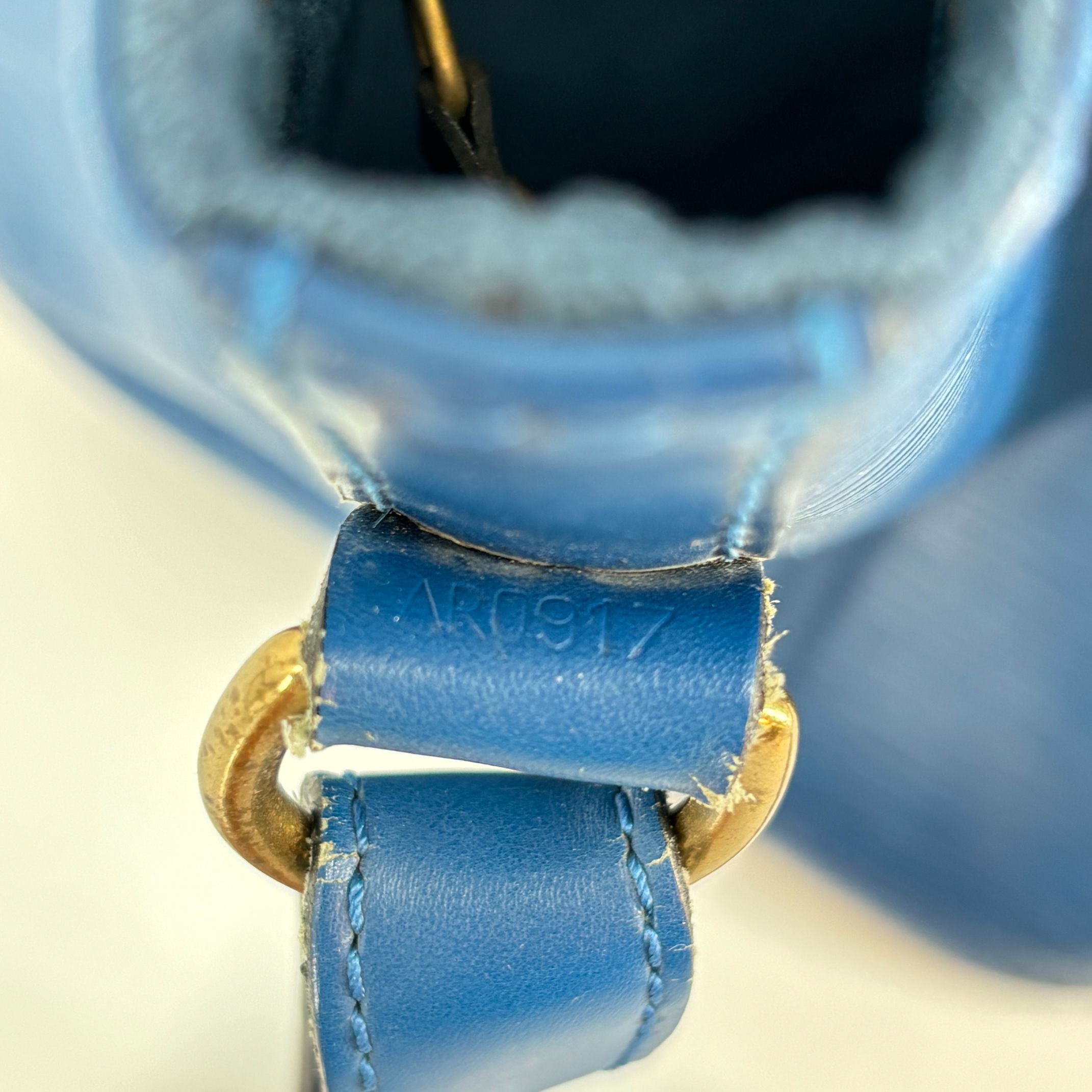 Louis Vuitton Sac Noé Petit Blue Epi Leather