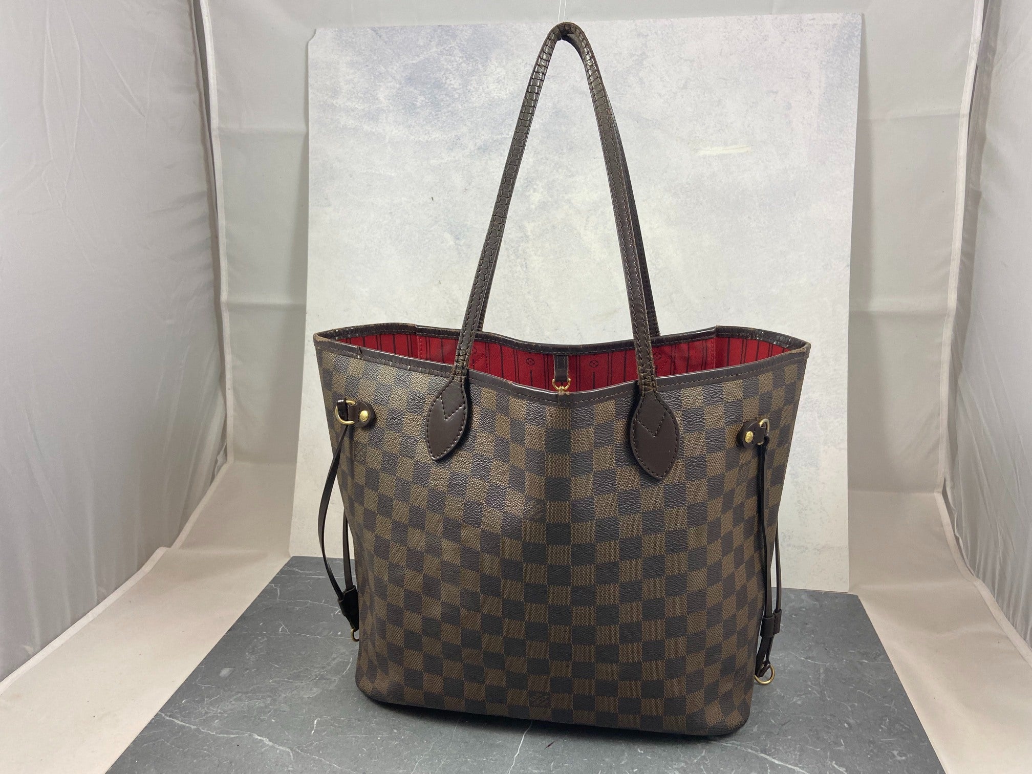 Louis Vuitton Neverfull MM Damier Ebene Canvas