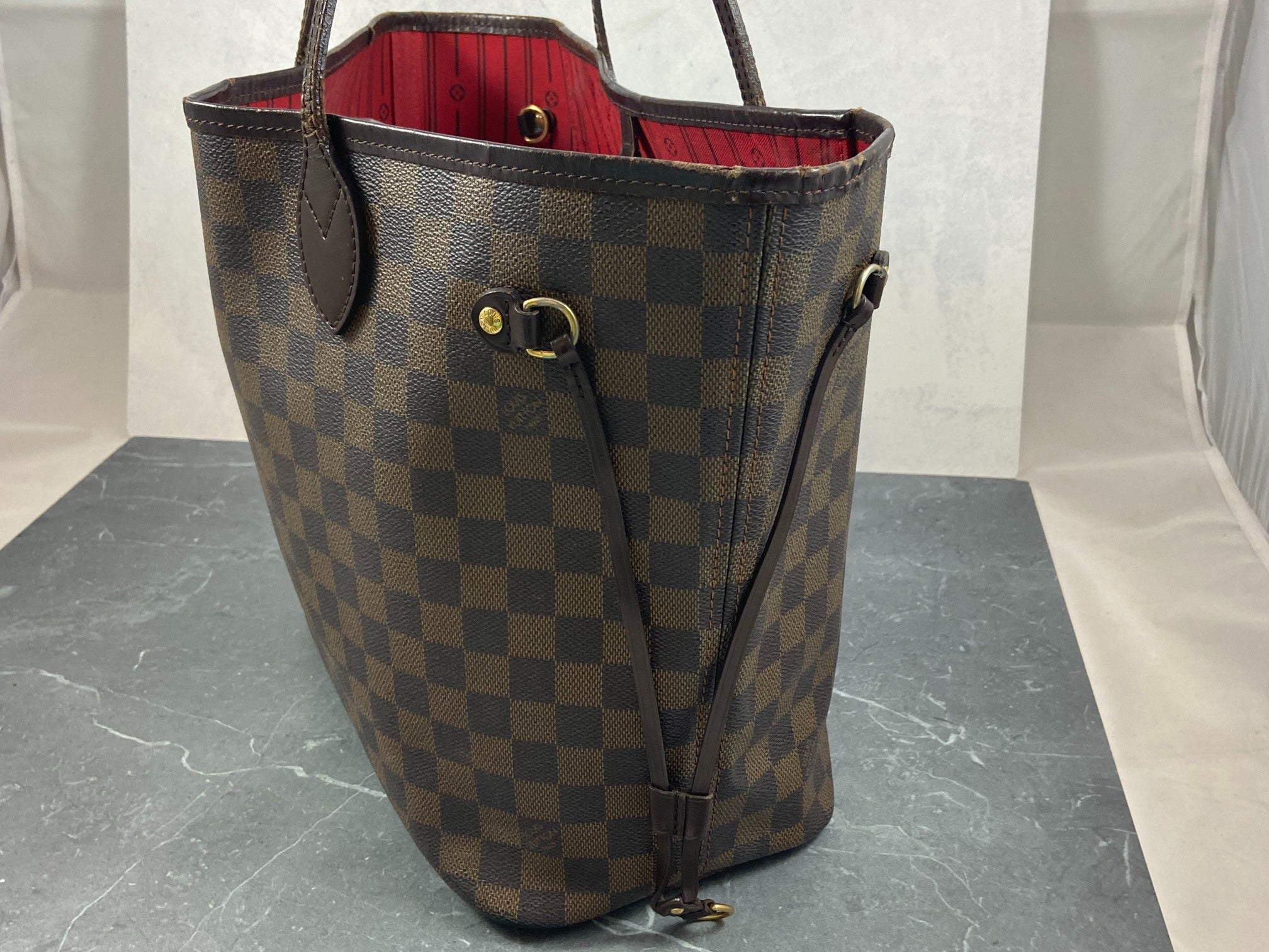 Louis Vuitton Neverfull MM Damier Ebene Canvas