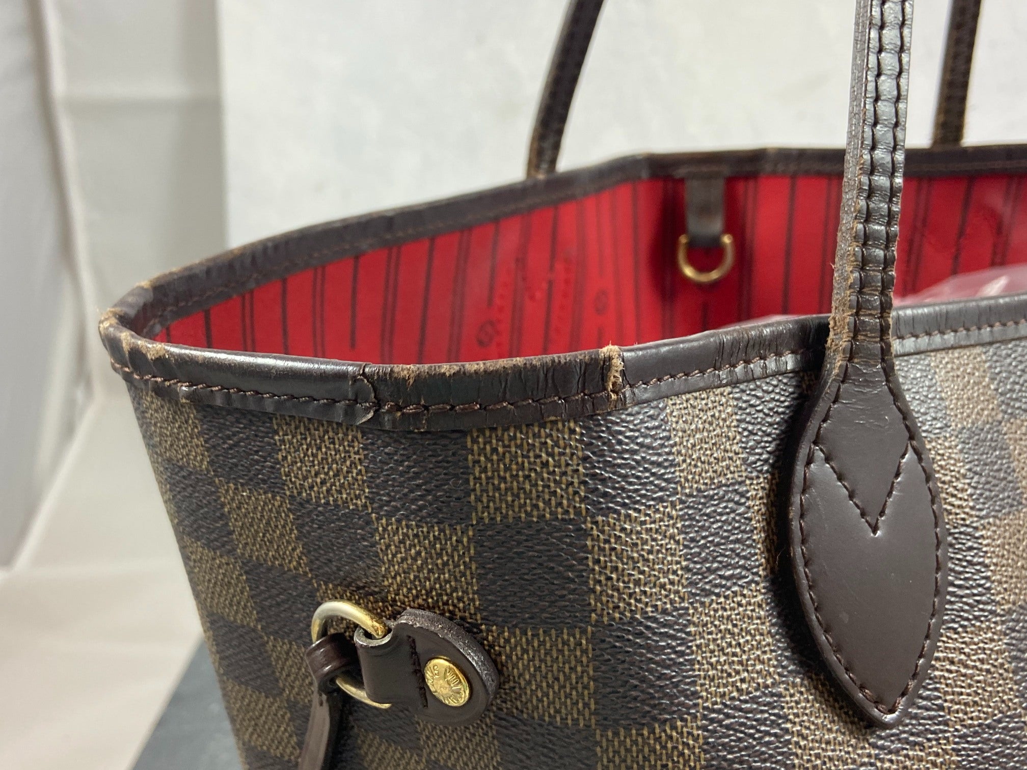 Louis Vuitton Neverfull MM Damier Ebene Canvas